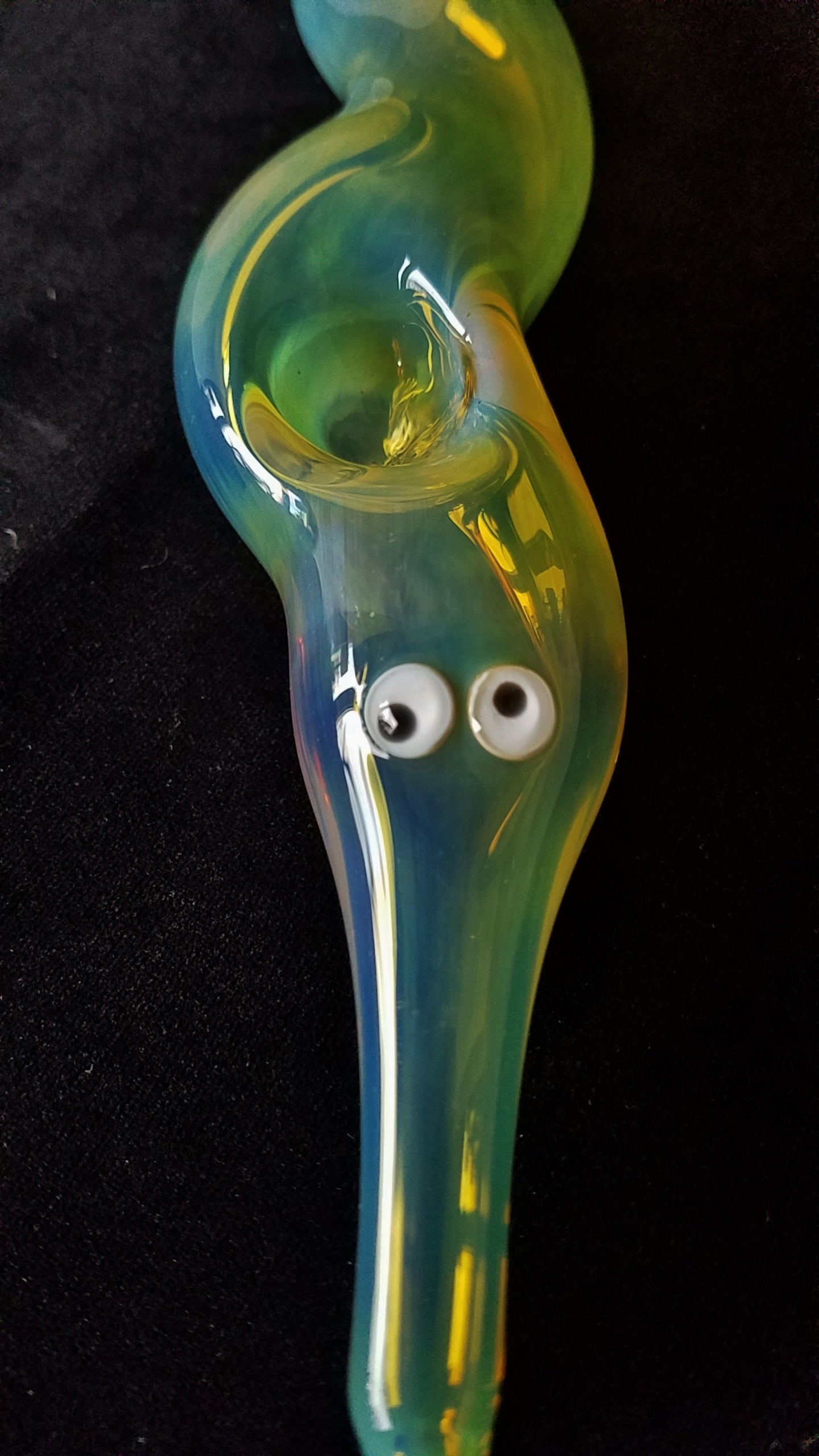 Glass Worm on a String Pipe (Giant Version)