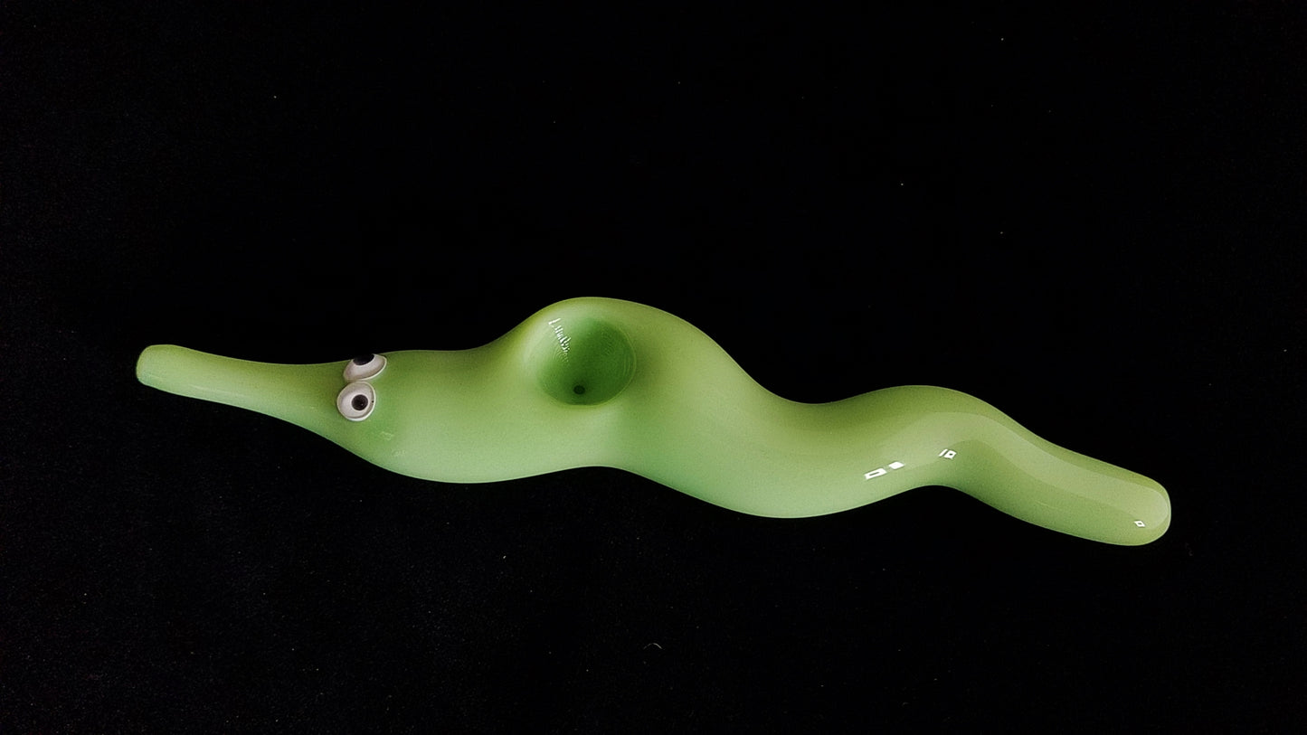 Glass Magic Worm Pipe (Solid Green Version)