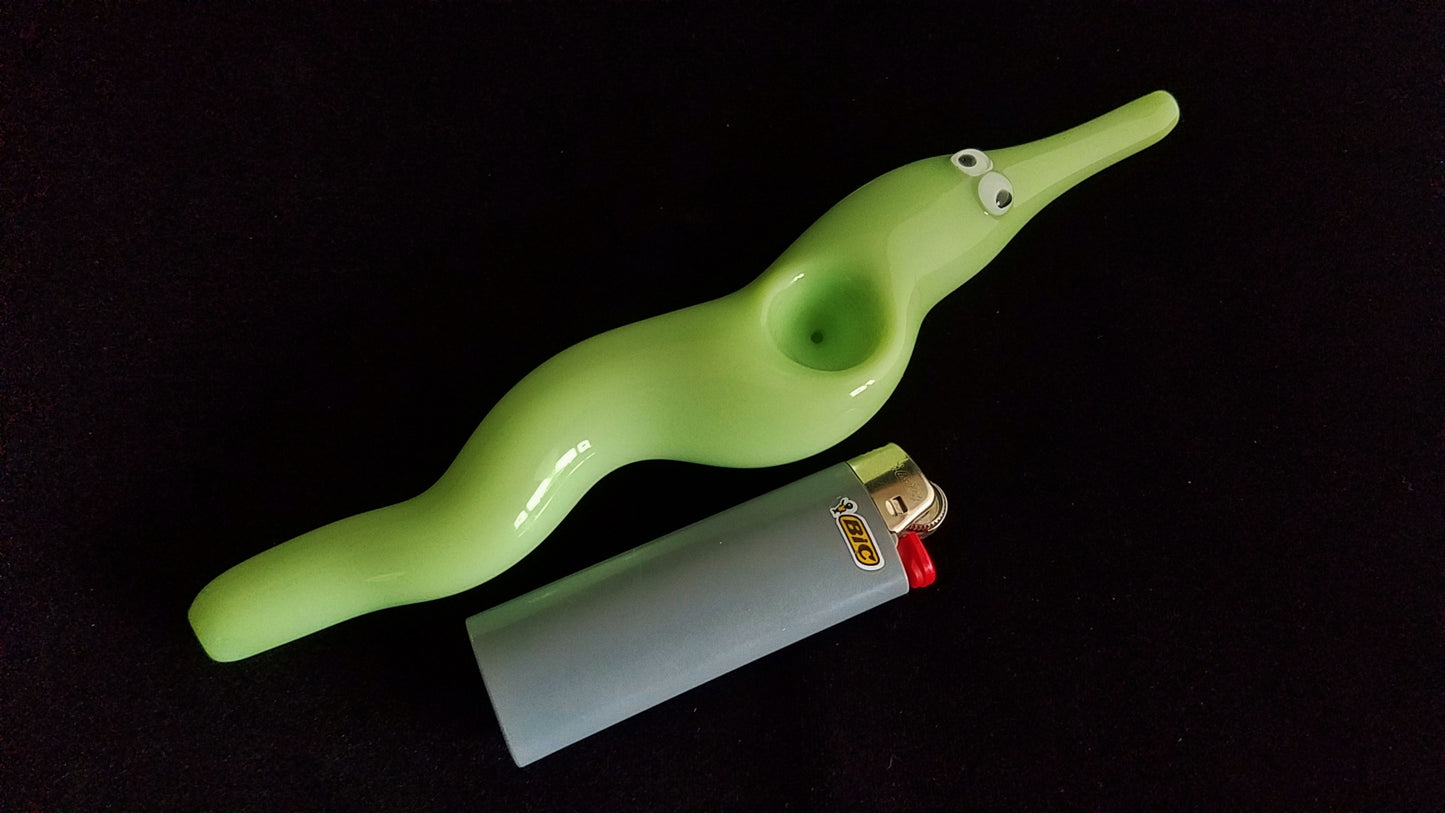 Glass Magic Worm Pipe (Solid Green Version)