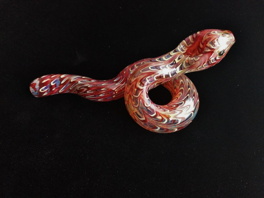 Color Changing Glass Snake Pipe (Red/Gold)
