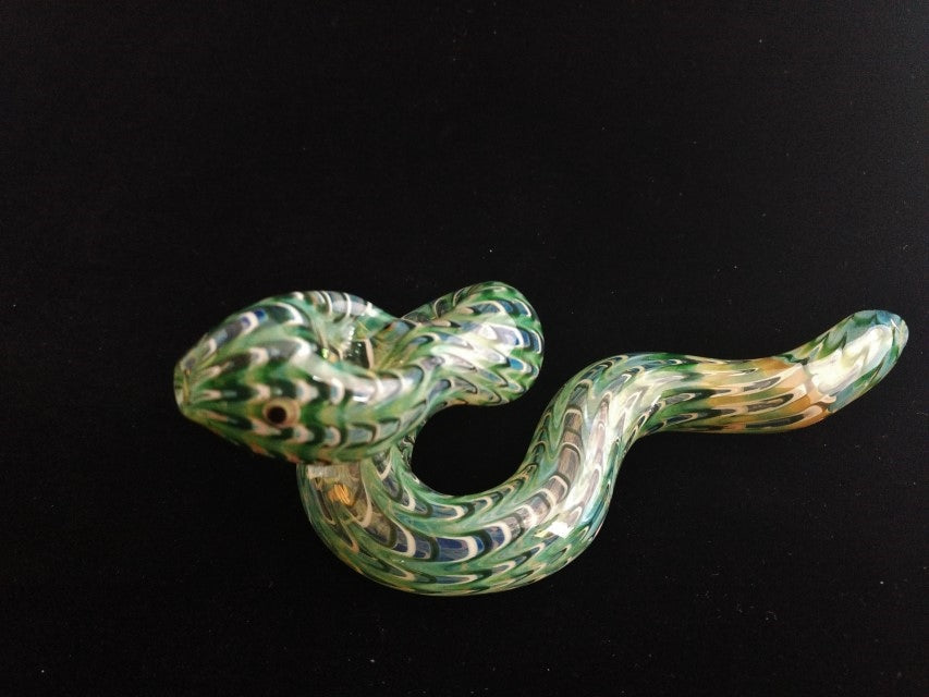 Color Changing Glass Snake Pipe (Green/Gold)