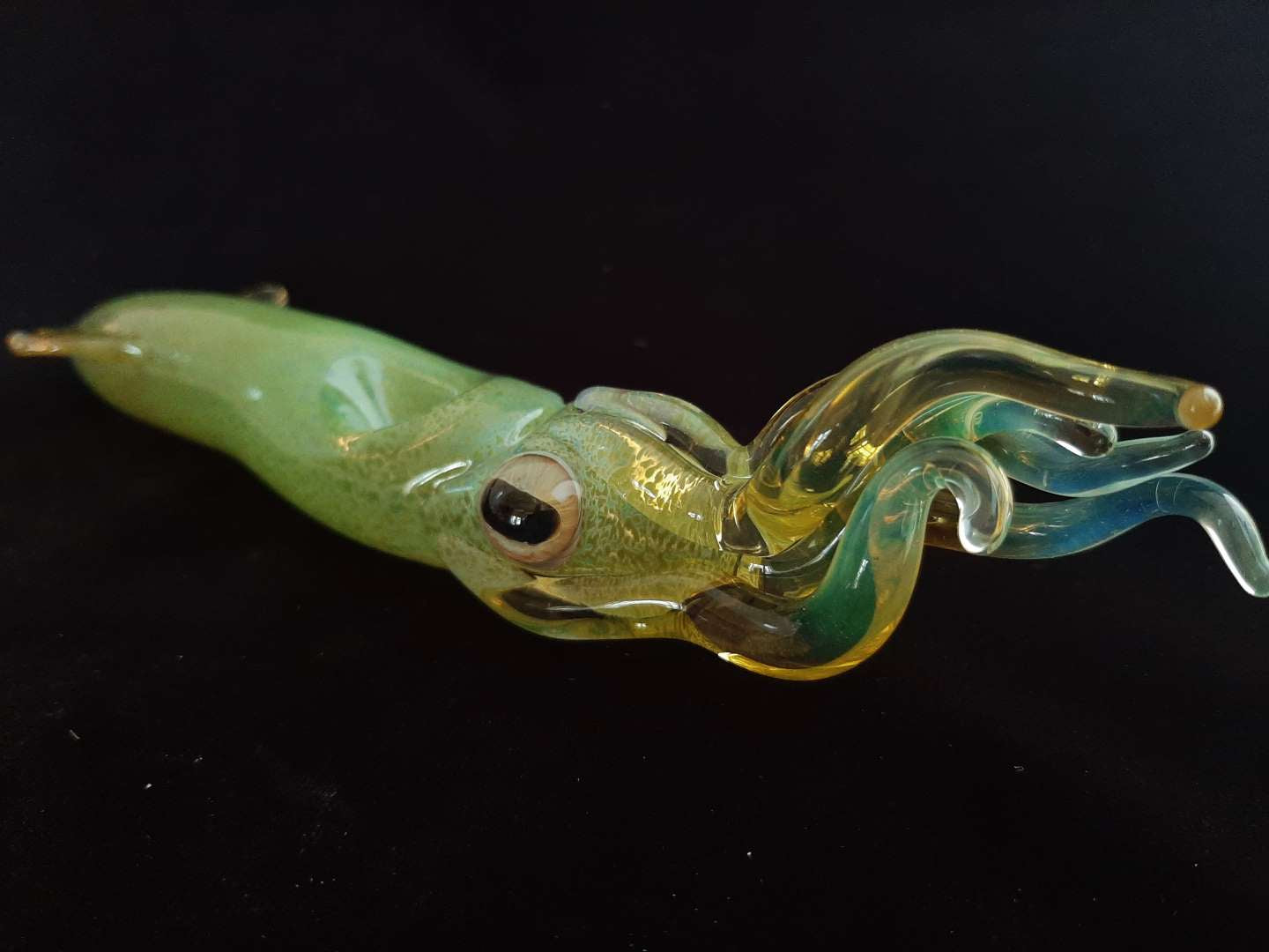 Color Changing Glass Squid Pipe (Green)