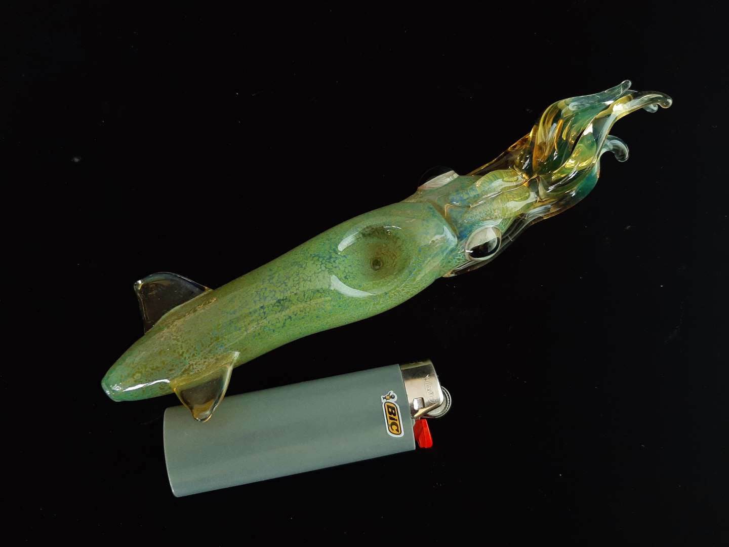 Color Changing Glass Squid Pipe (Green)