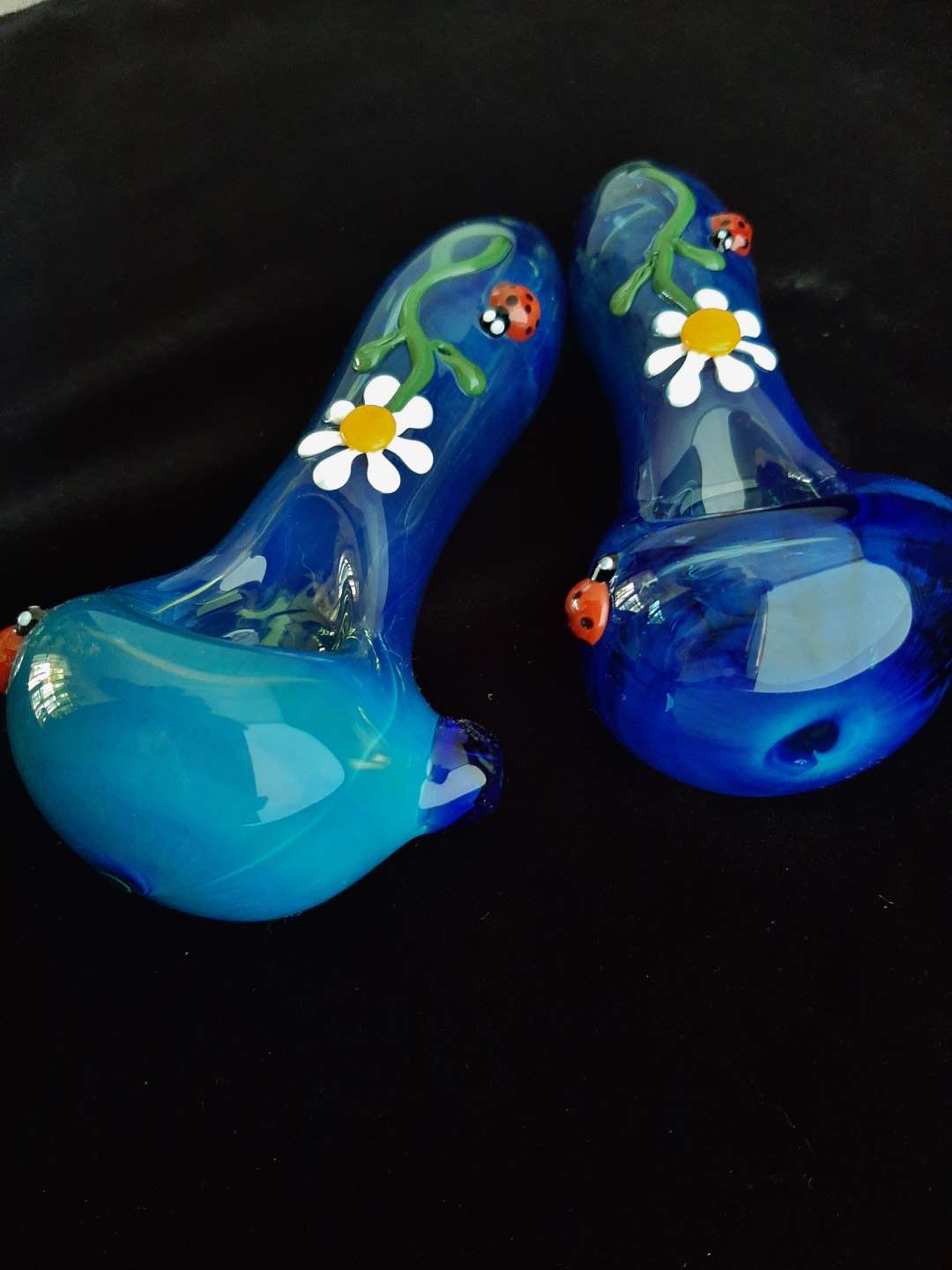 Cobalt Blue Glass Daisy and Ladybug Pipe