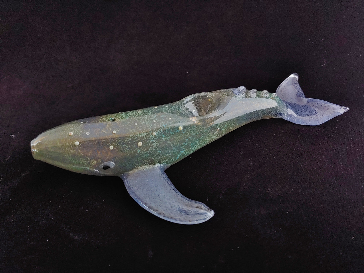 Glass Gray Whale Pipe
