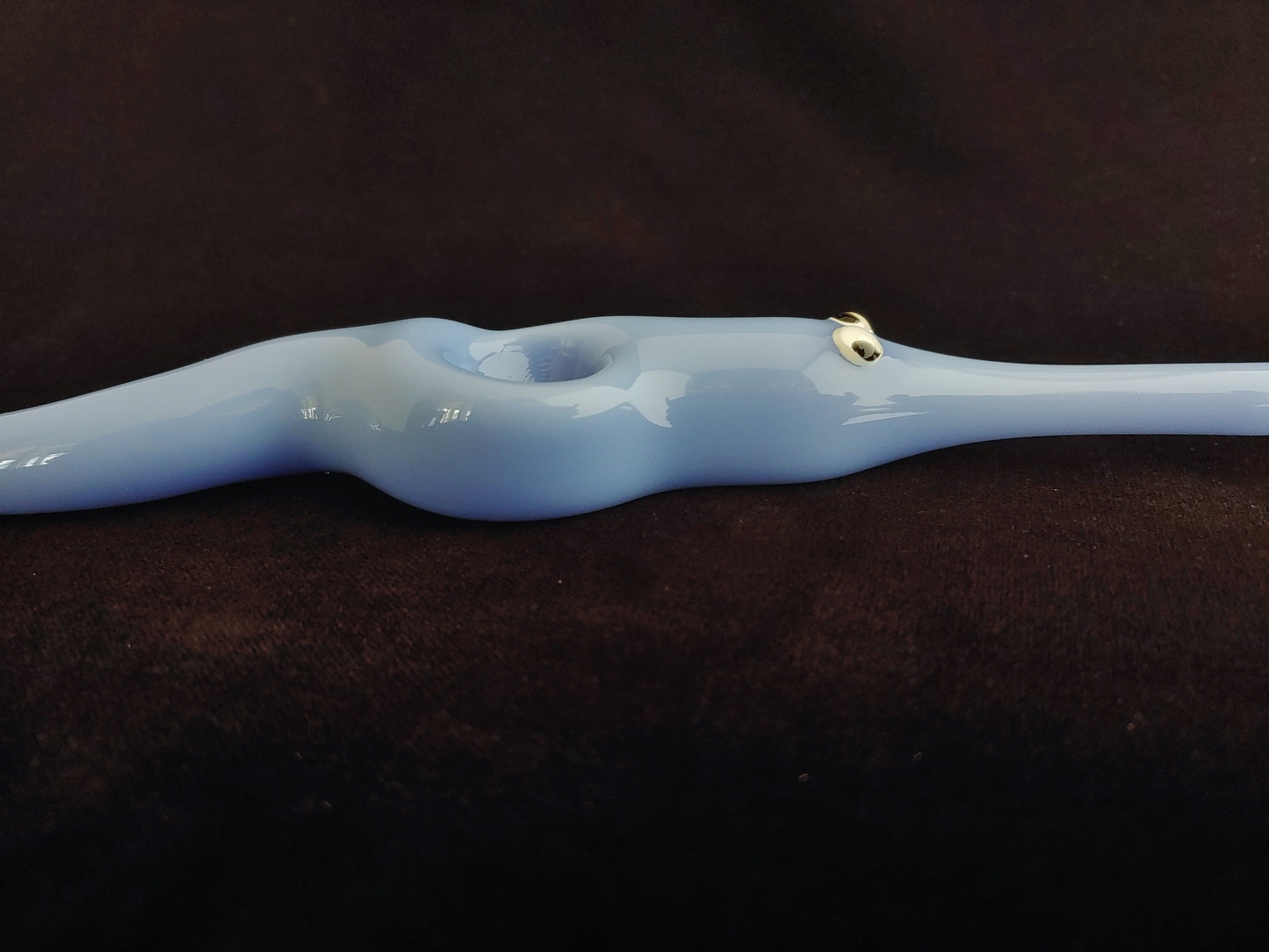 Glass Magic Worm Pipe (Solid Blue Version)