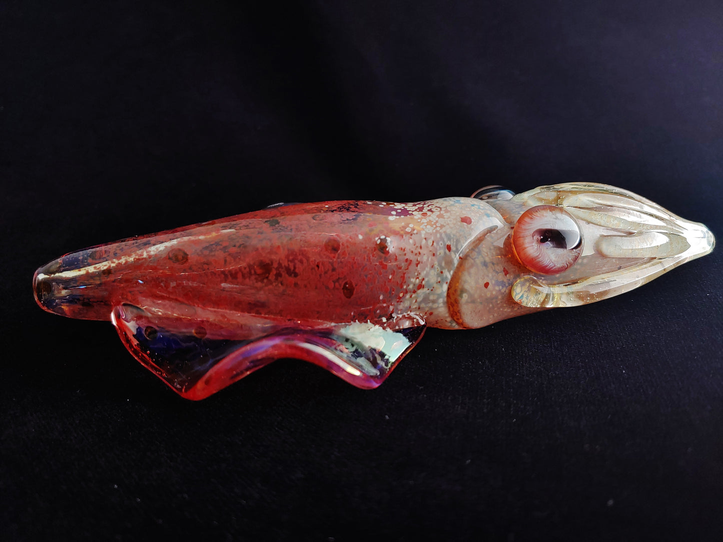 Glass Cuttlefish Pipe (UV Glow)