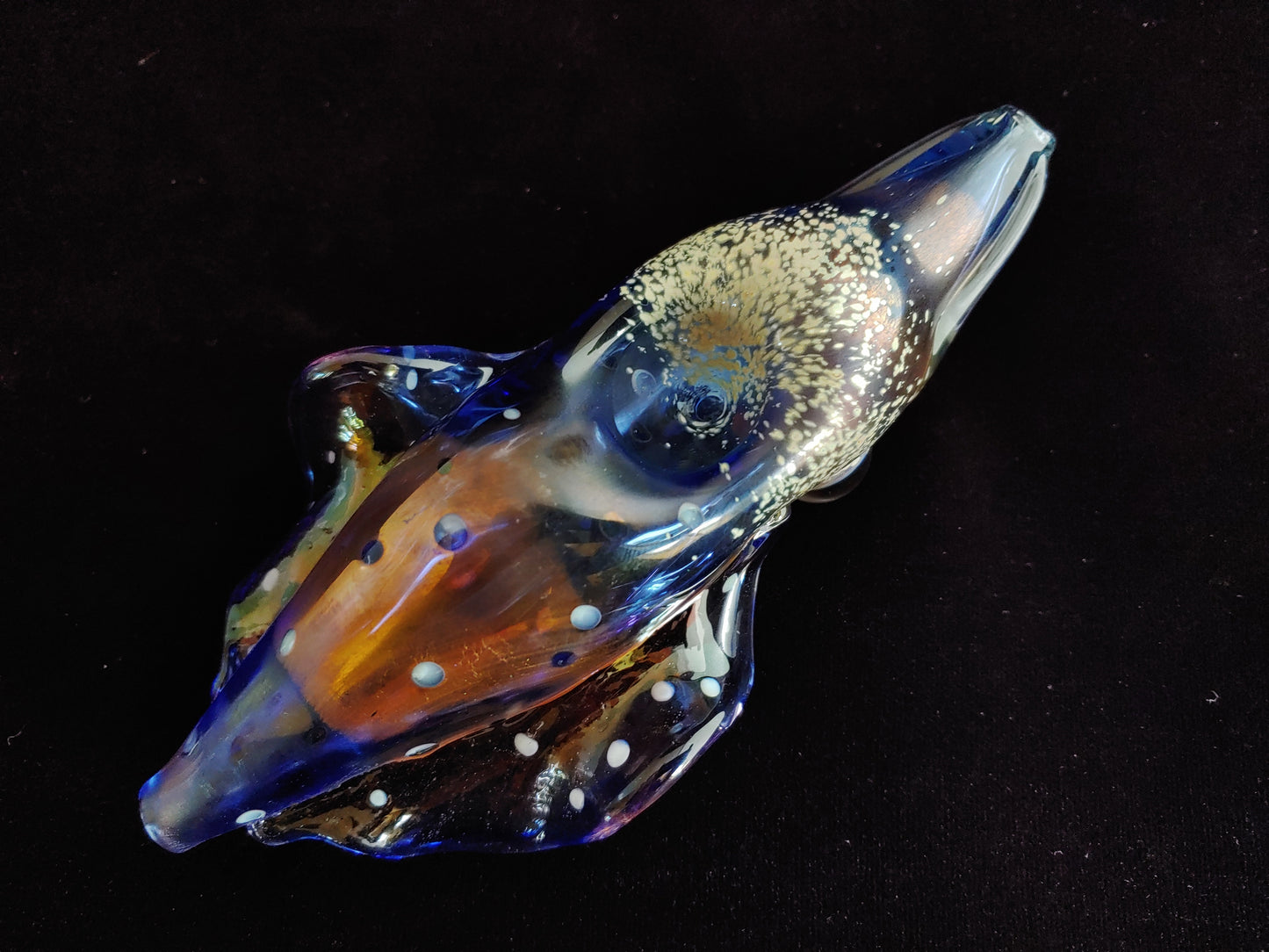 Glass Cuttlefish Pipe (UV Glow)