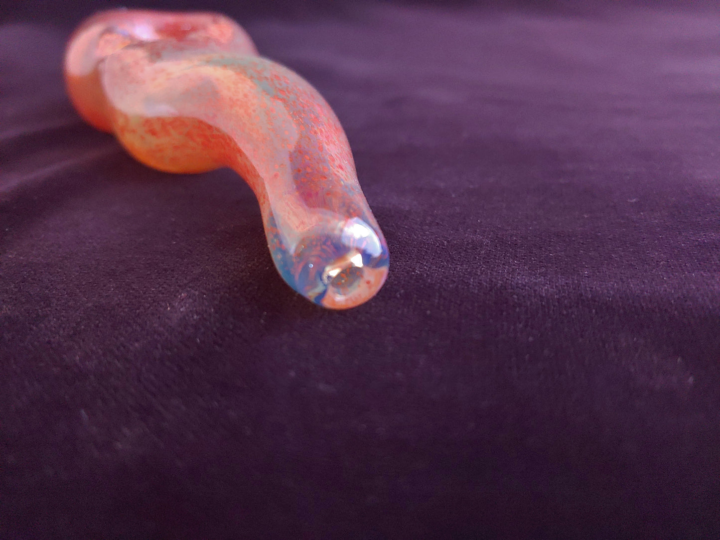 Glass Magic Worm Pipe (Red Version)