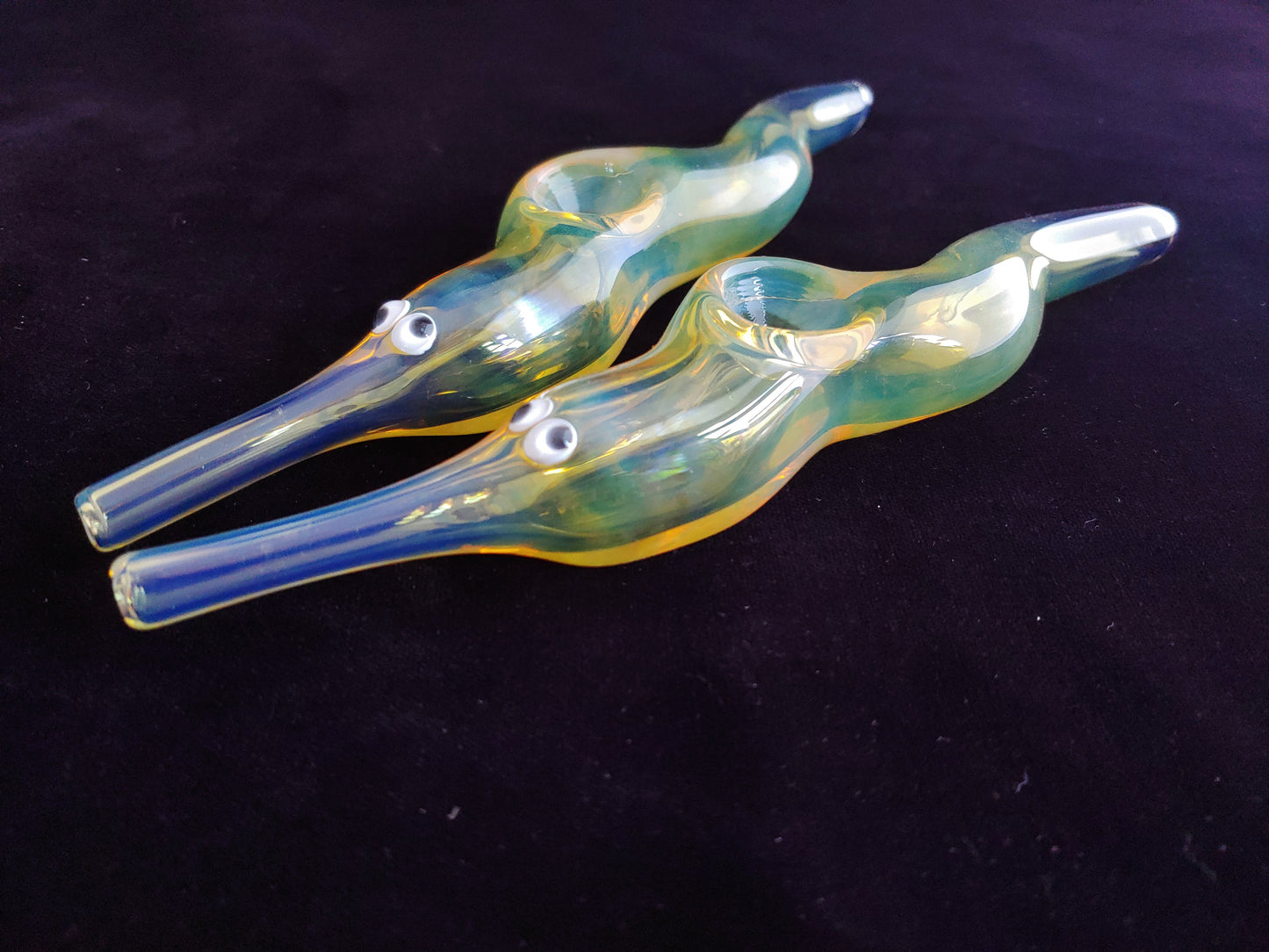 Glass Worm on a String Pipe