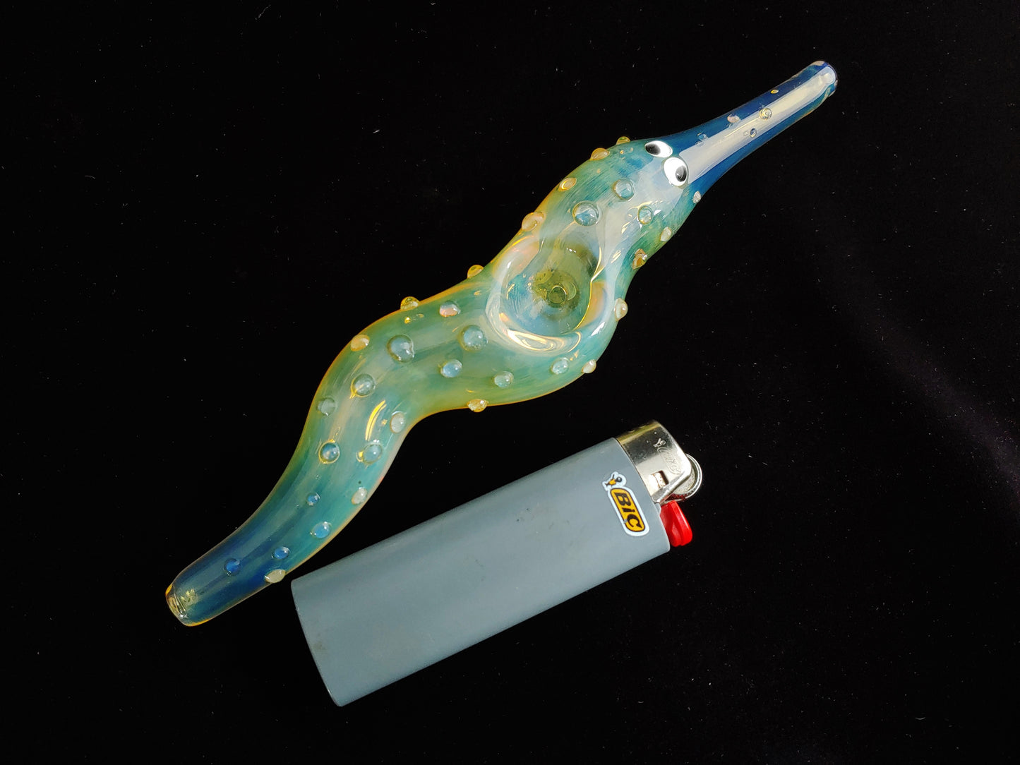 Glass Worm on a String Pipe | UV Glow