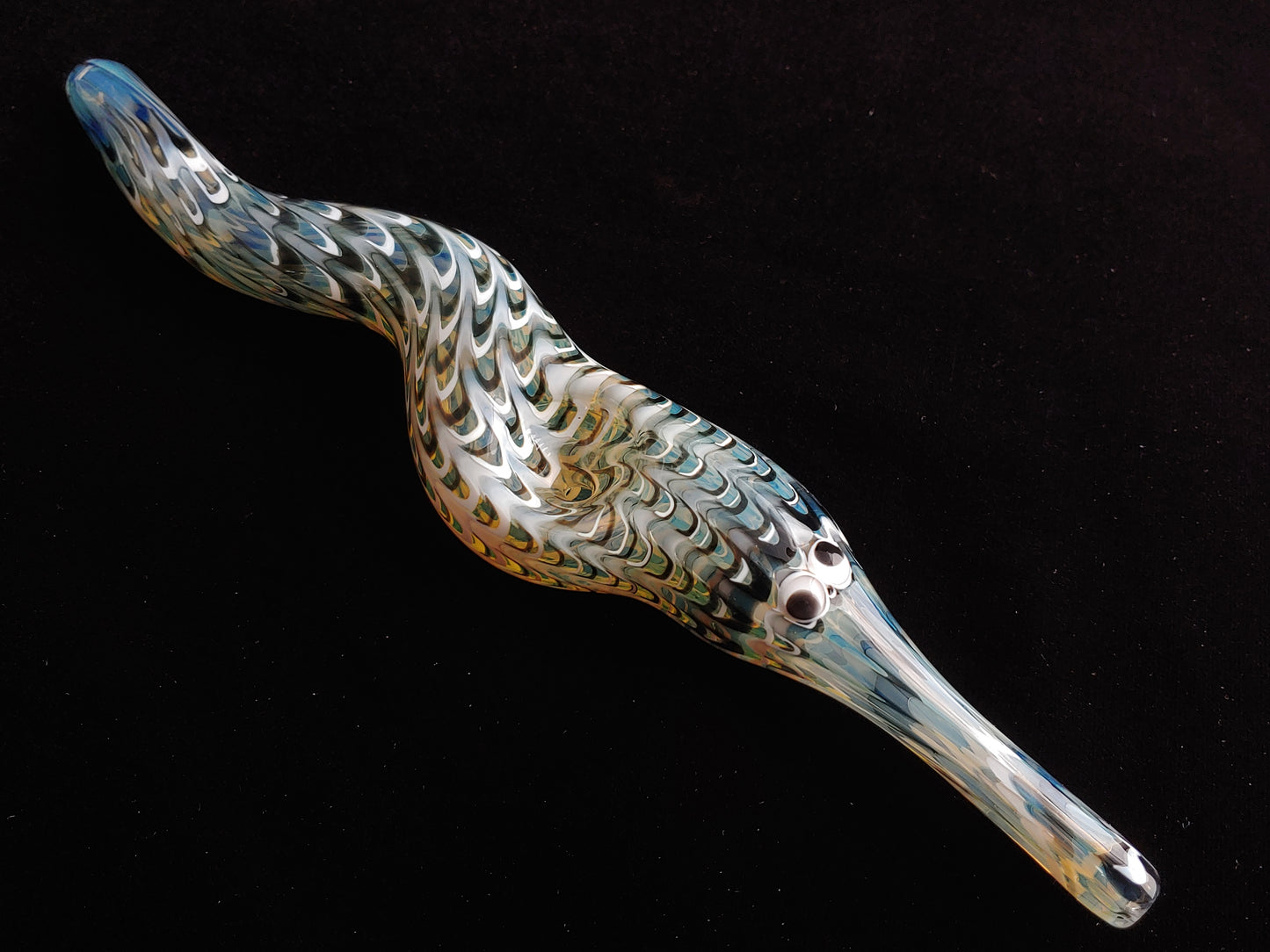 Glass Magic Worm Pipe (Plaid/Striped, Black-White)