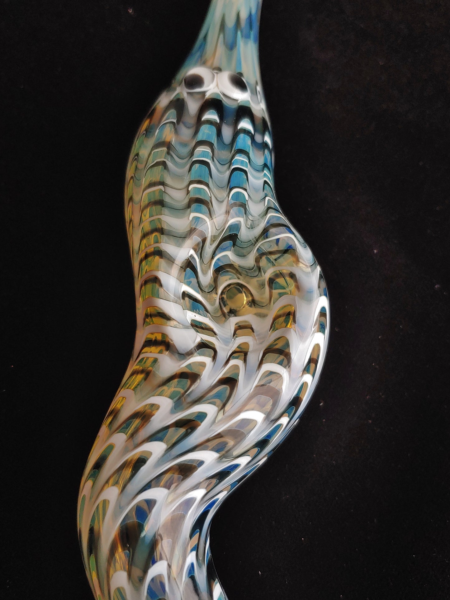 Glass Magic Worm Pipe (Plaid/Striped, Black-White)