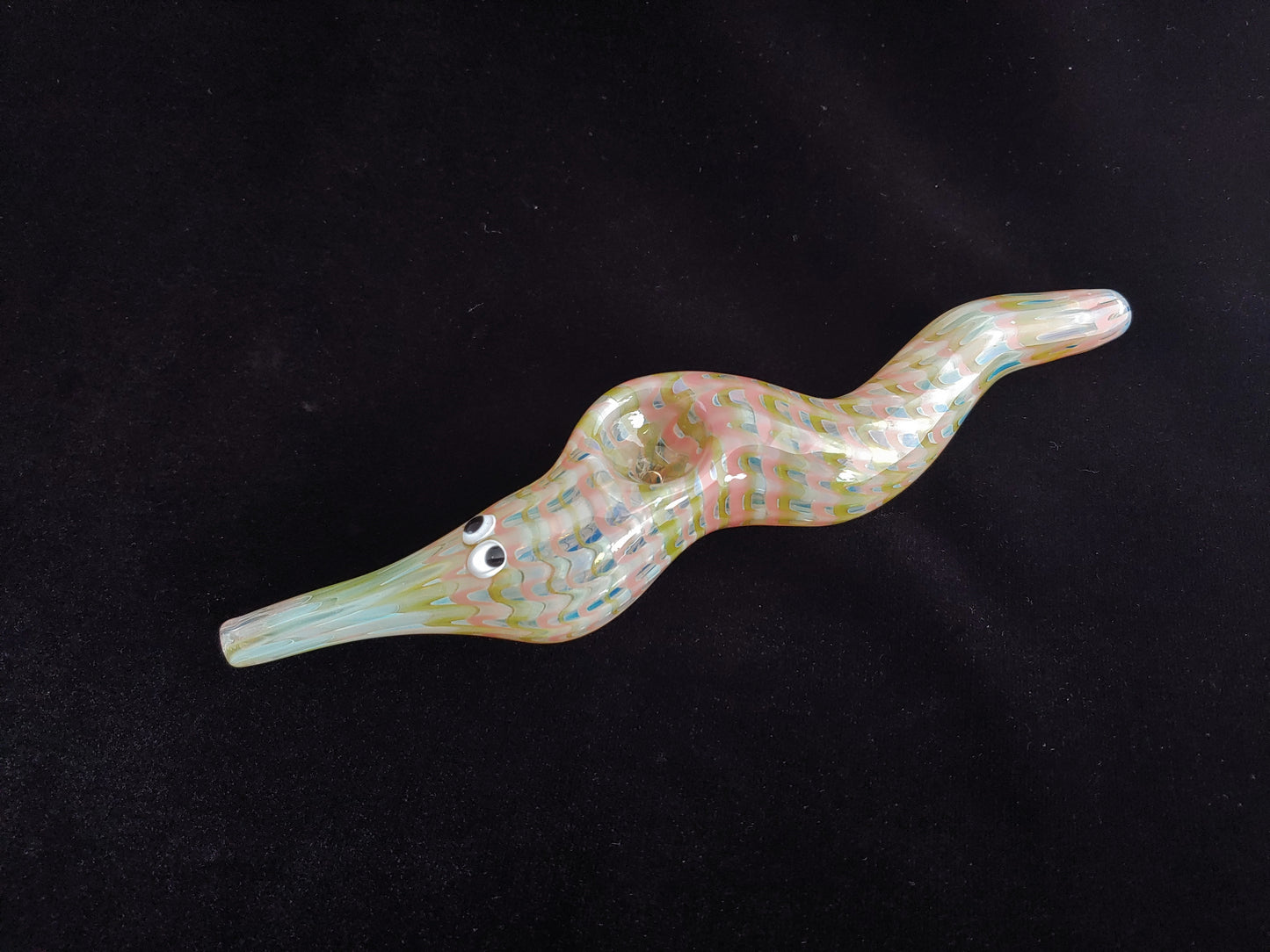 Glass Magic Worm Pipe (Plaid/Striped, Pink-Warm Green)