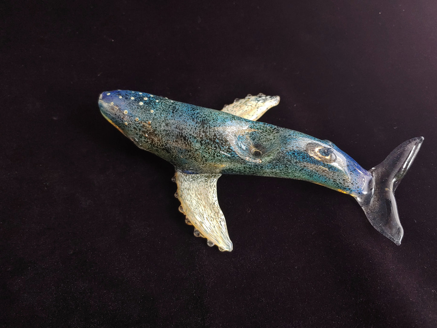Glass Humpback Whale Pipe