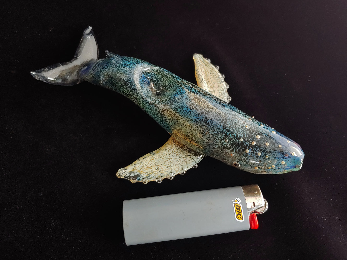 Glass Humpback Whale Pipe