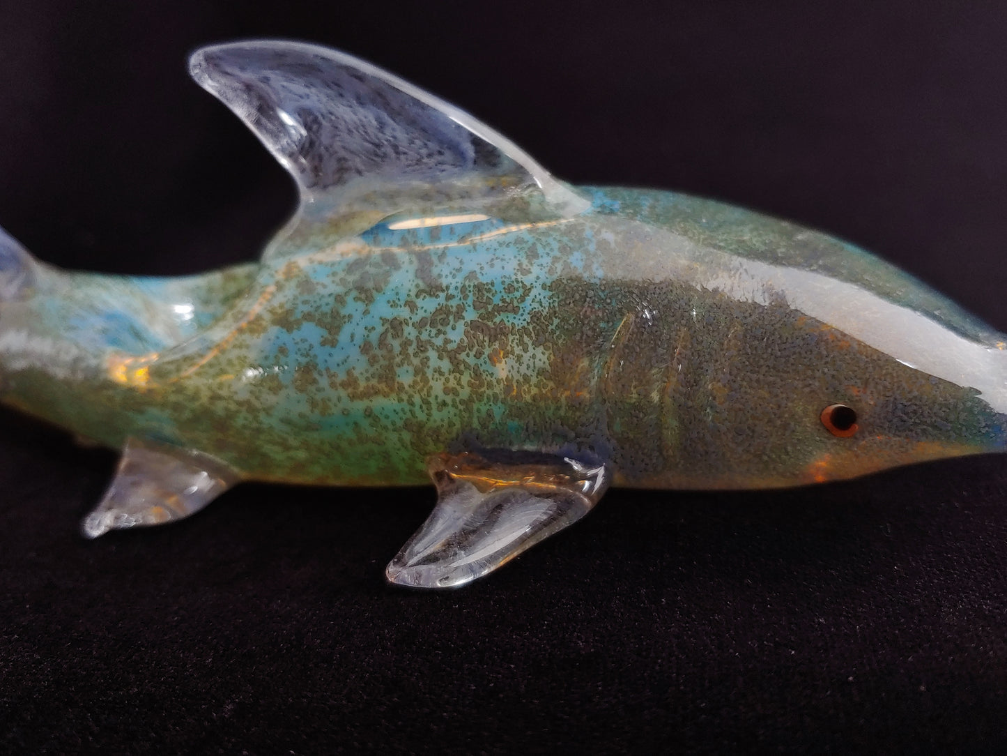 Color Changing Glass Shark Pipe