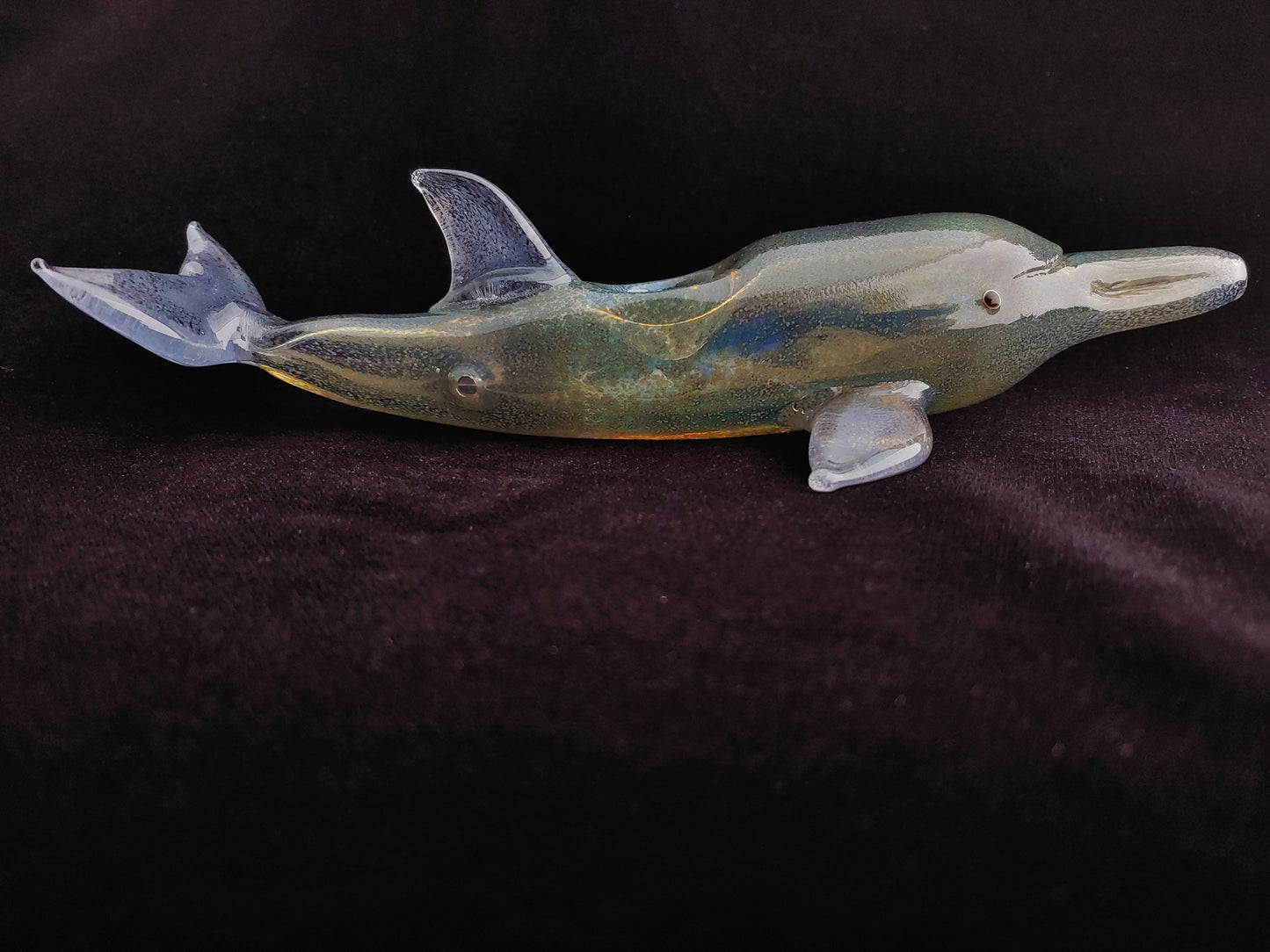 Glass Dolphin Pipe