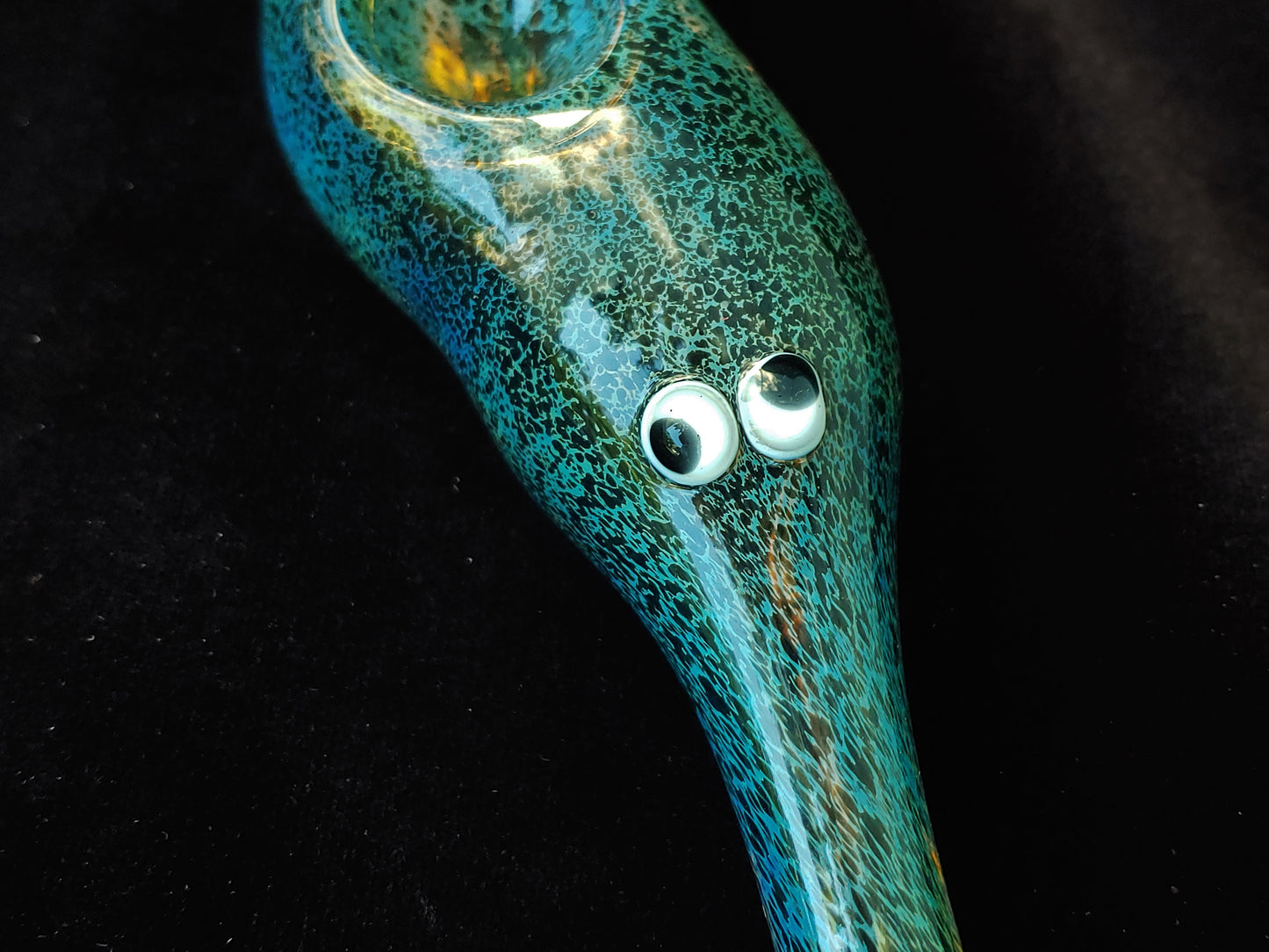 Glass Magic Worm Pipe (Black Version)