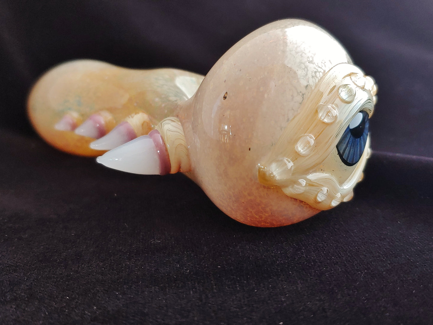 Detailed Eye Pipe With Fangs | UV Glow | Unique Glass Art |