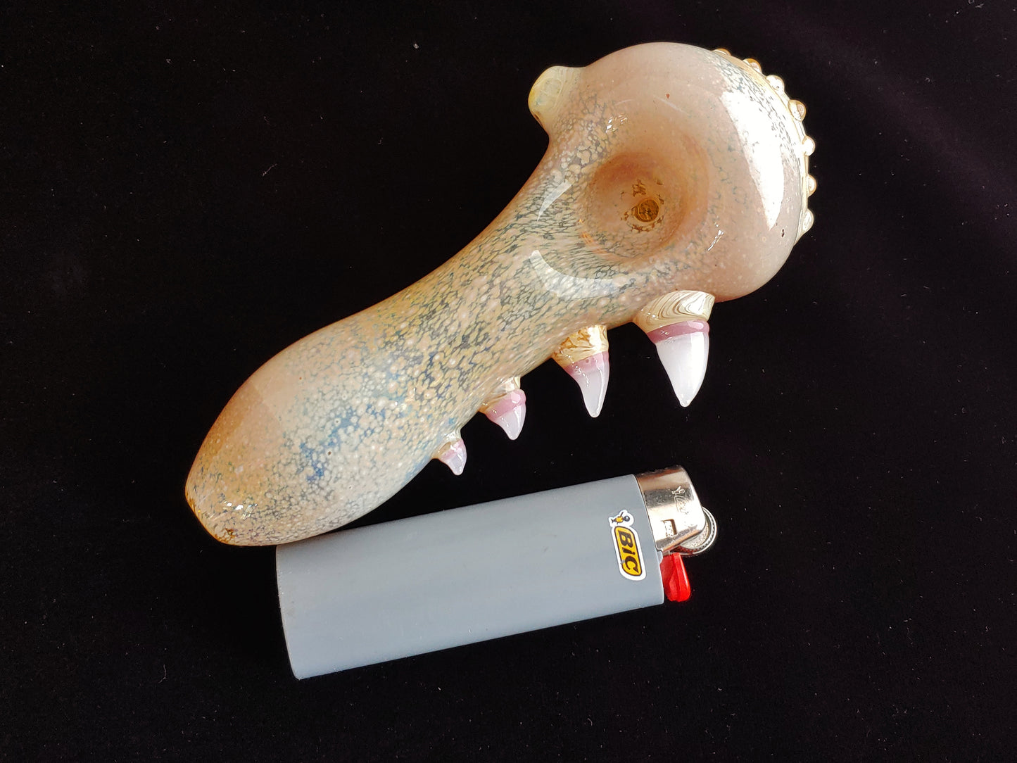 Detailed Eye Pipe With Fangs | UV Glow | Unique Glass Art |