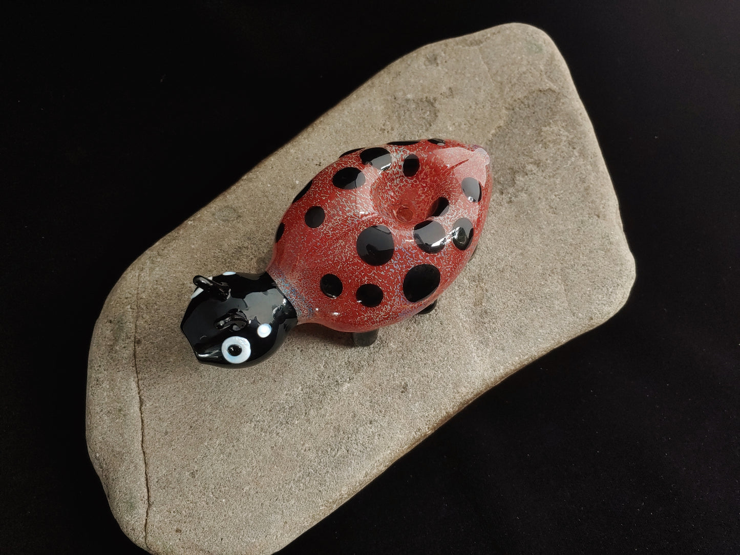 Glass Ladybug Pipe