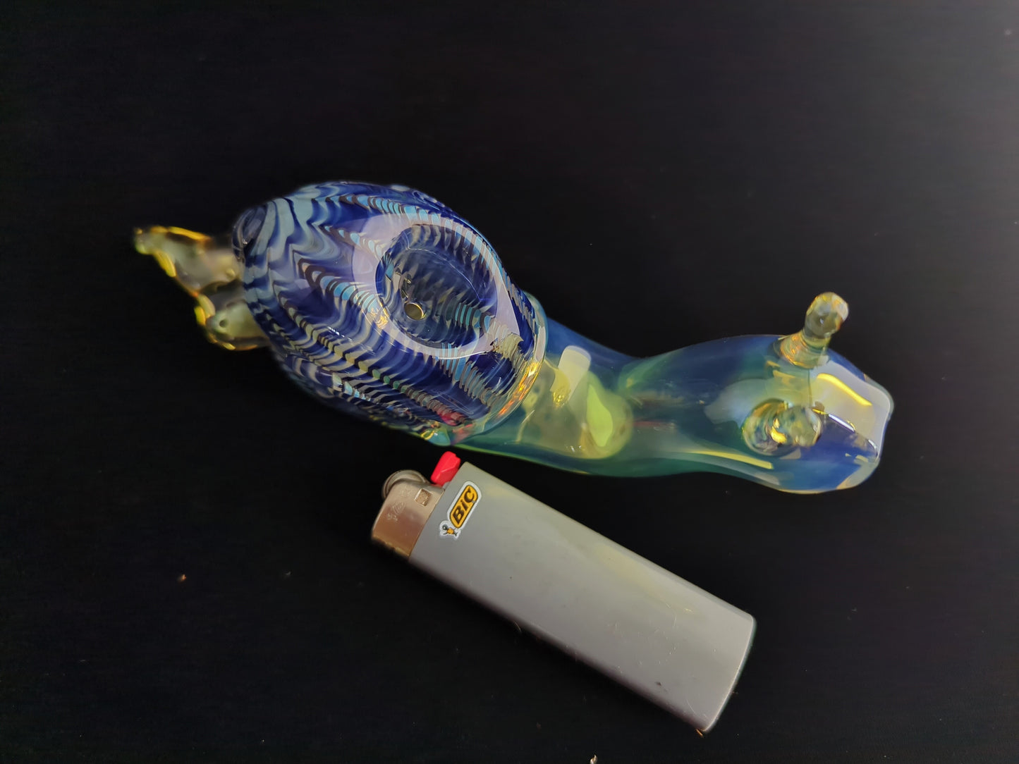 Color Changing Glass Snail Pipe | Blue Version