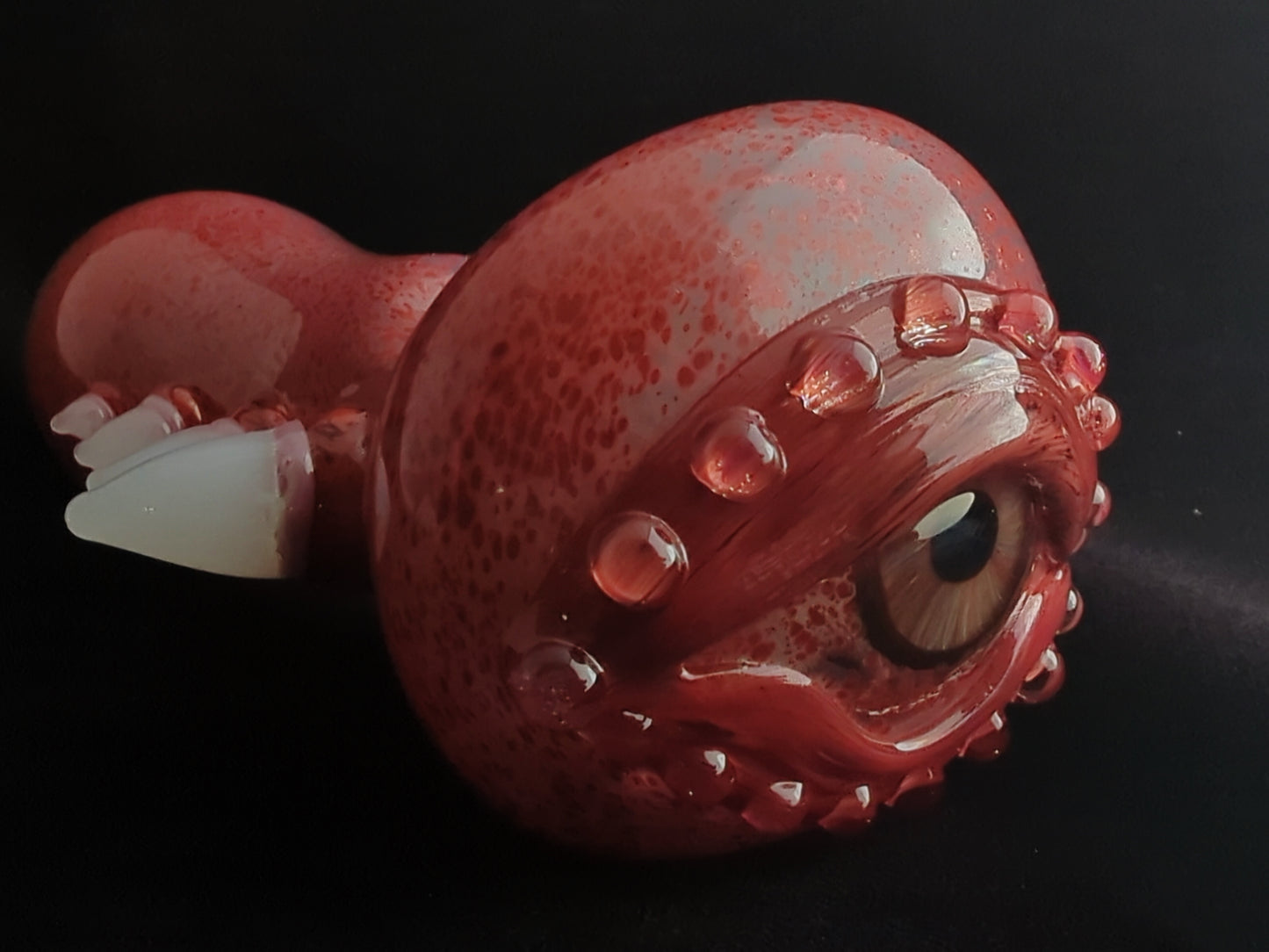 Detailed Eye Pipe - Fanged