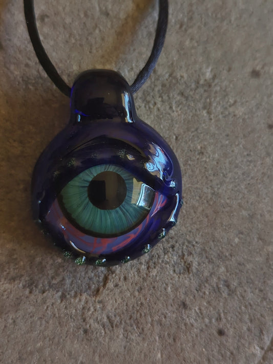 Detailed Glass Eye Pendant - UV Glow