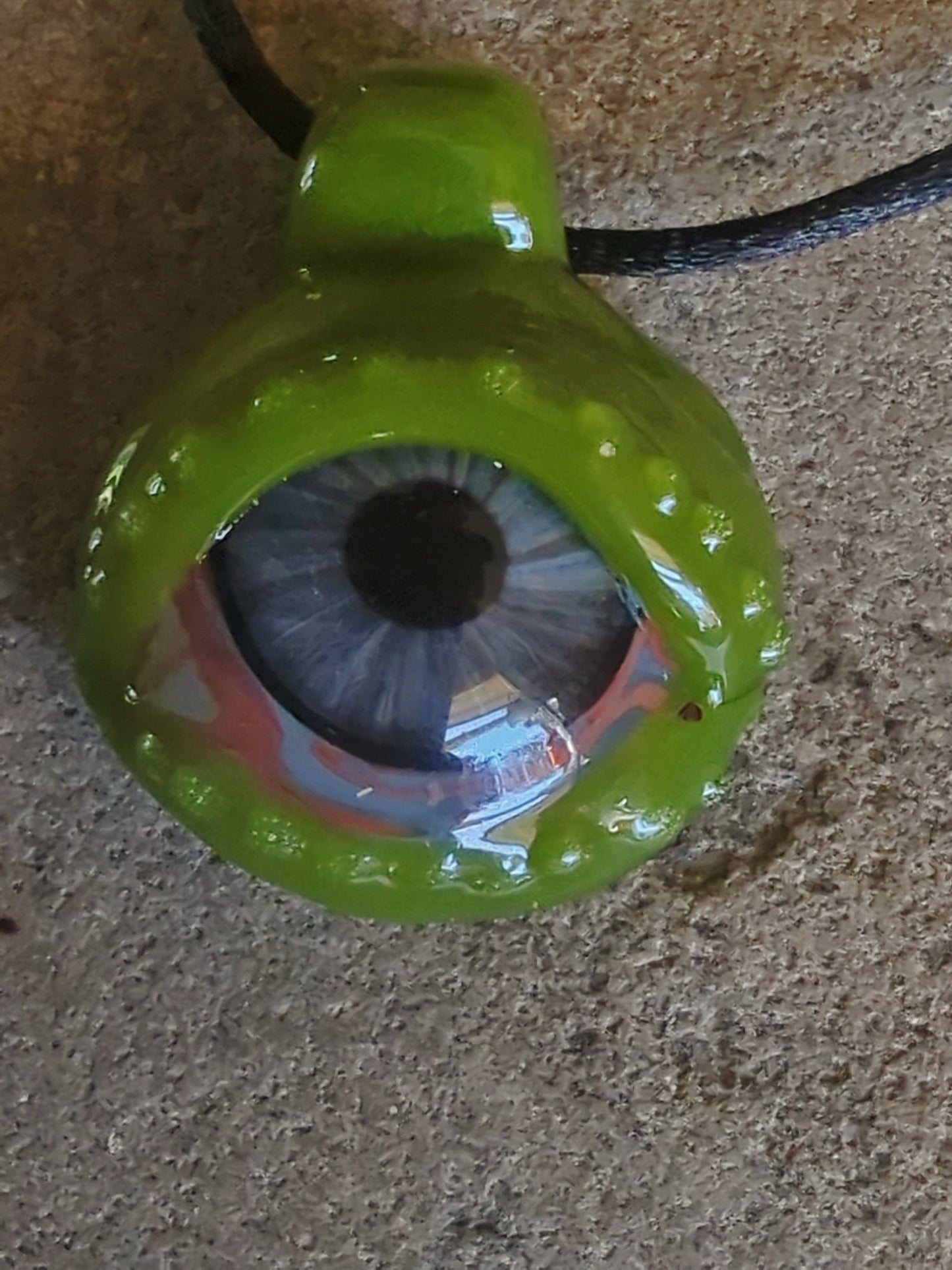 Detailed Glass Eye Pendant - UV Glow