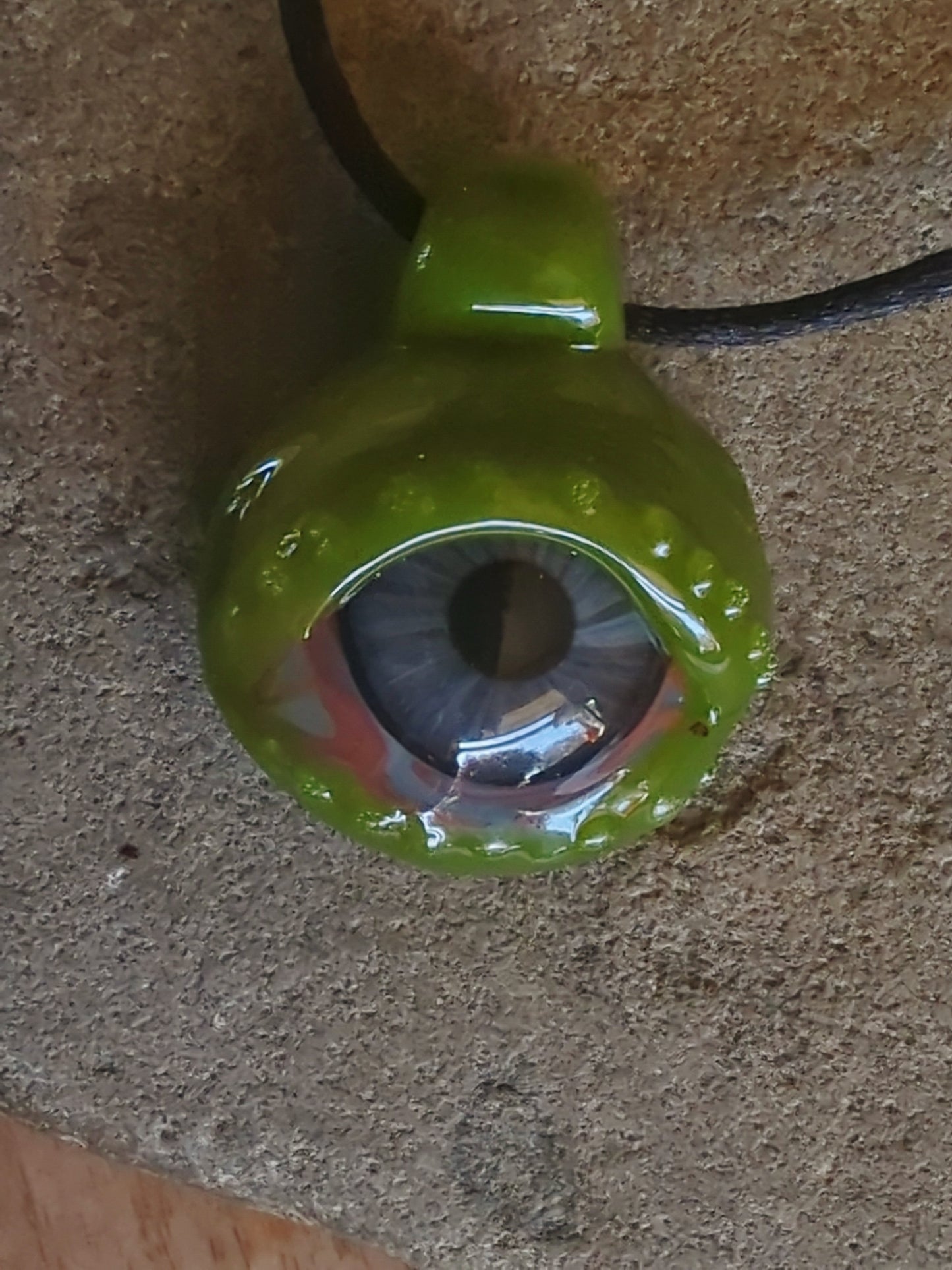 Detailed Glass Eye Pendant - UV Glow