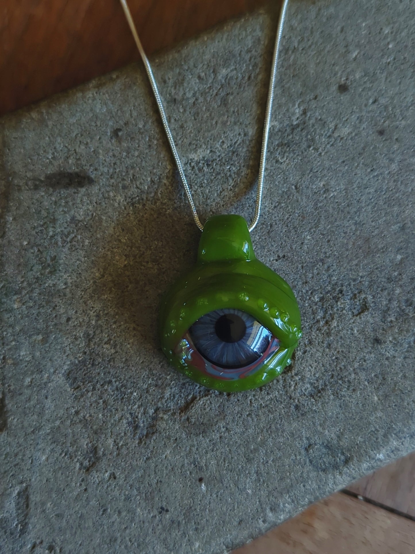 Detailed Glass Eye Pendant - UV Glow