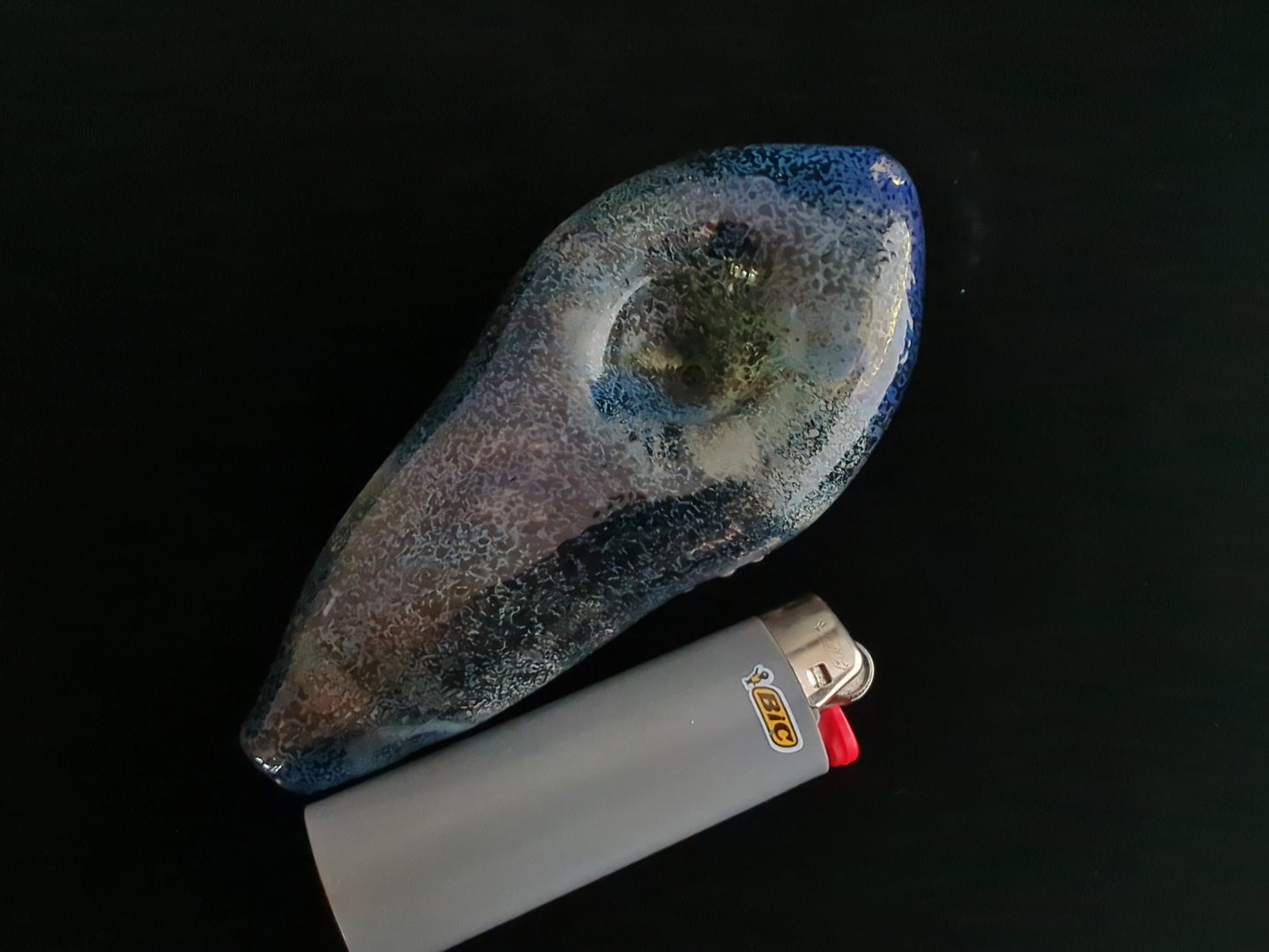 Glass Dragon Head Pipe (Black)