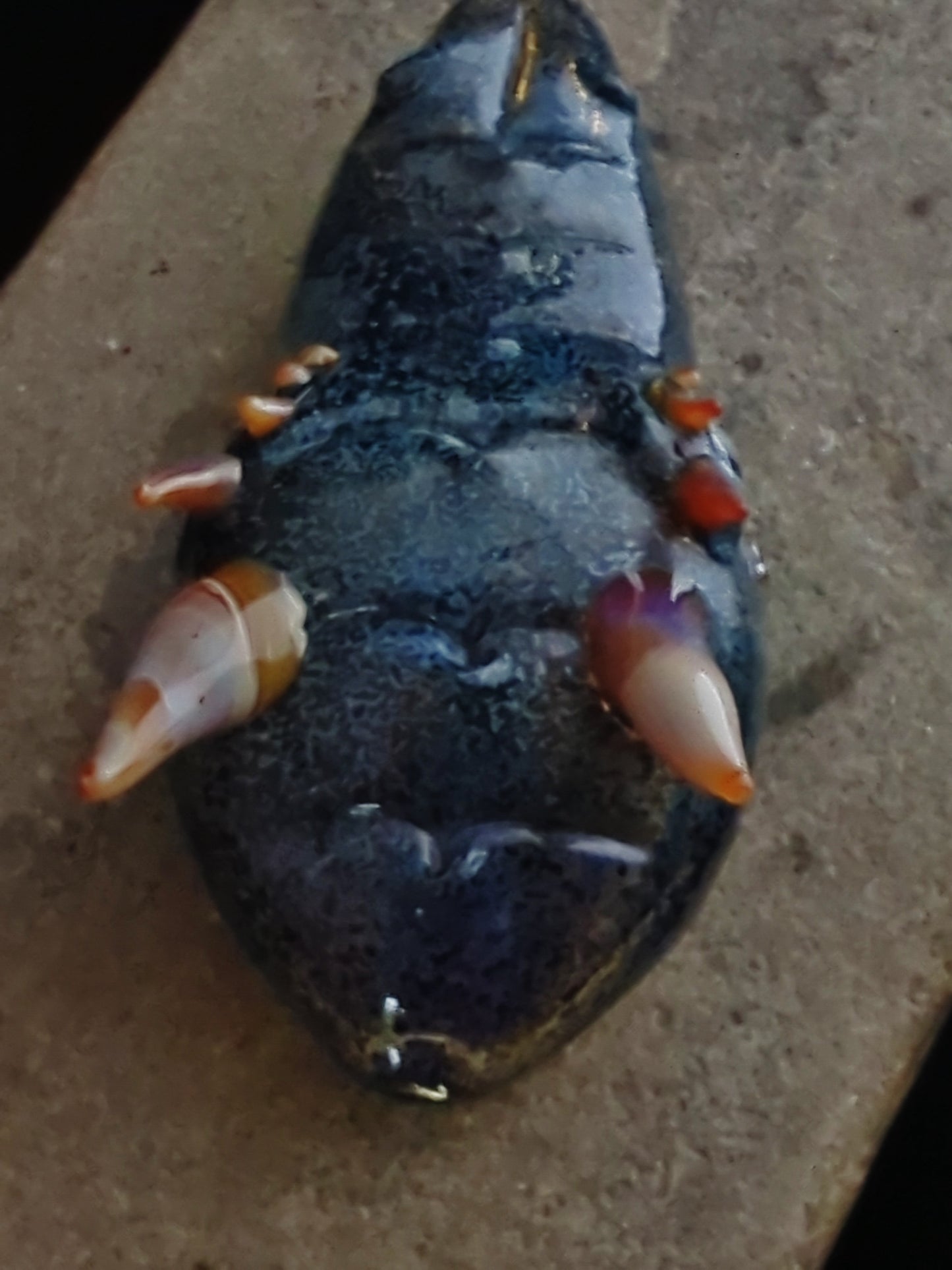 Glass Dragon Head Pipe (Black)