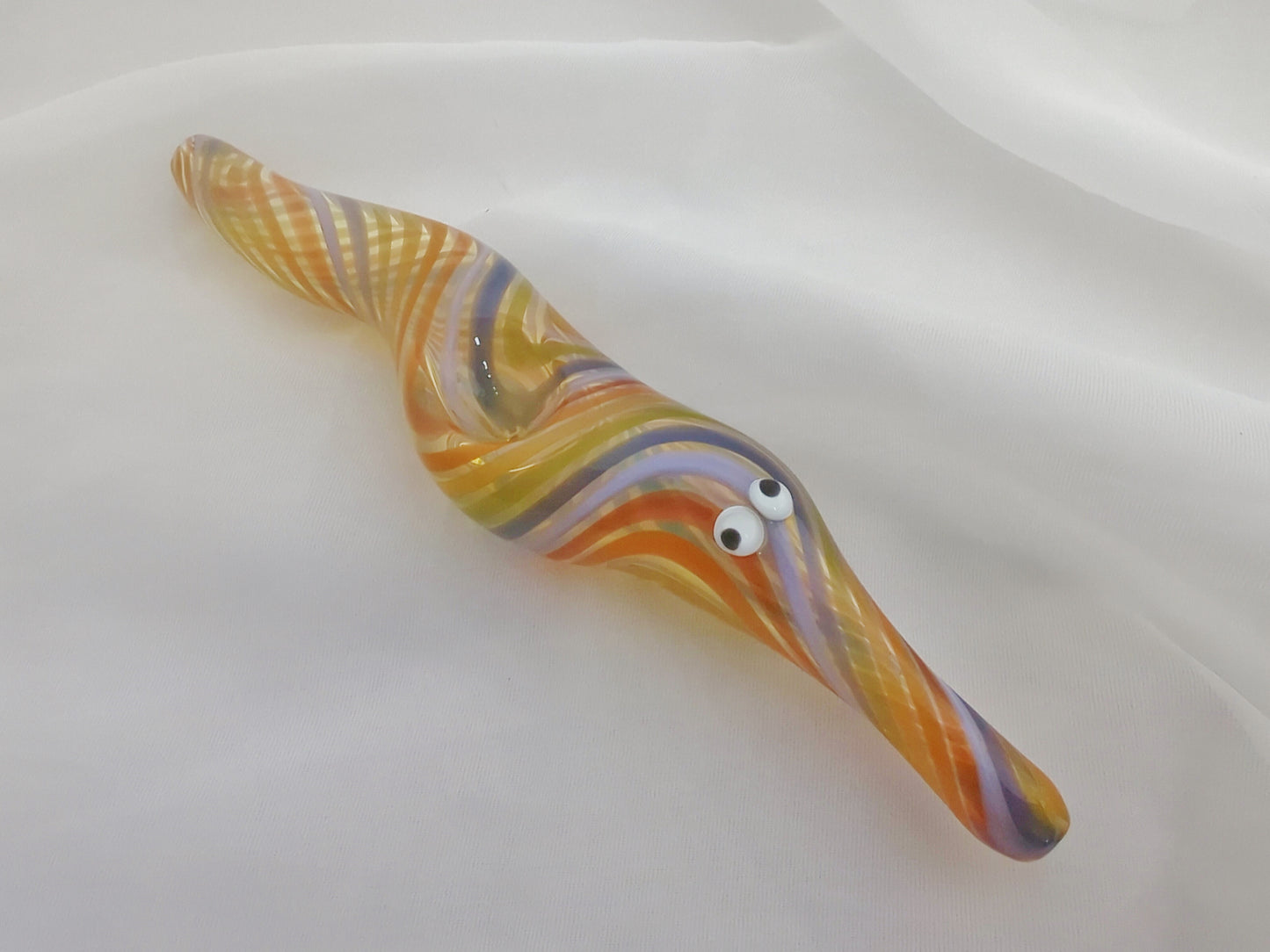 Glass Magic Worm Pipe (Rainbow Version)