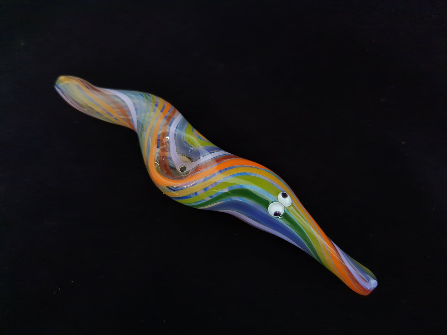Glass Magic Worm Pipe (Rainbow Version)