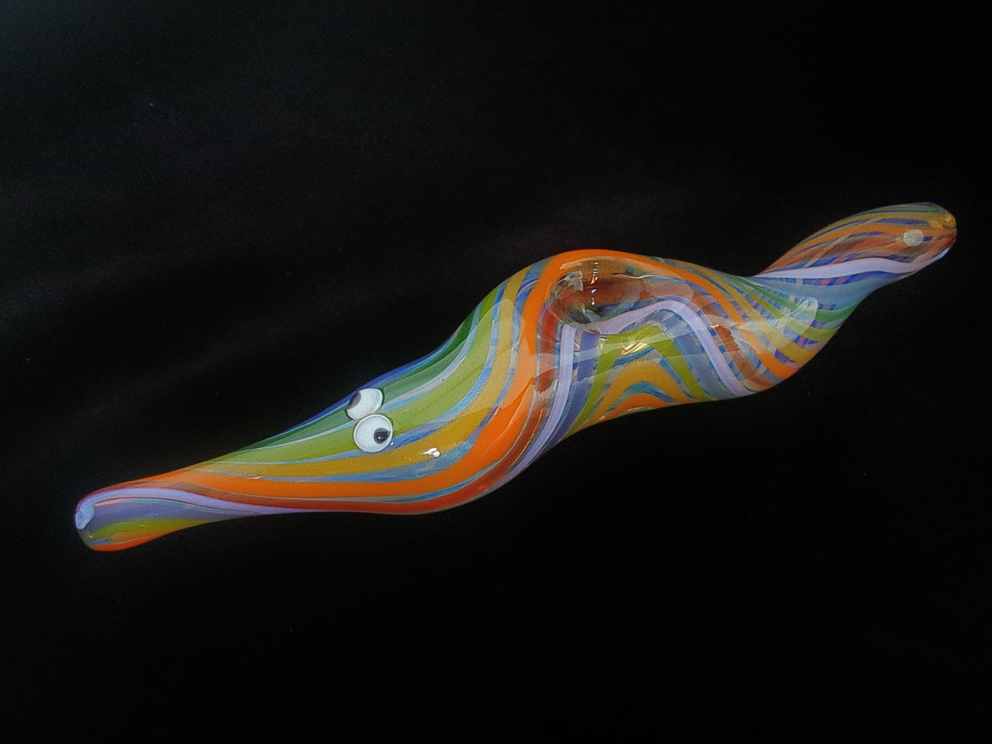 Glass Magic Worm Pipe (Rainbow Version)