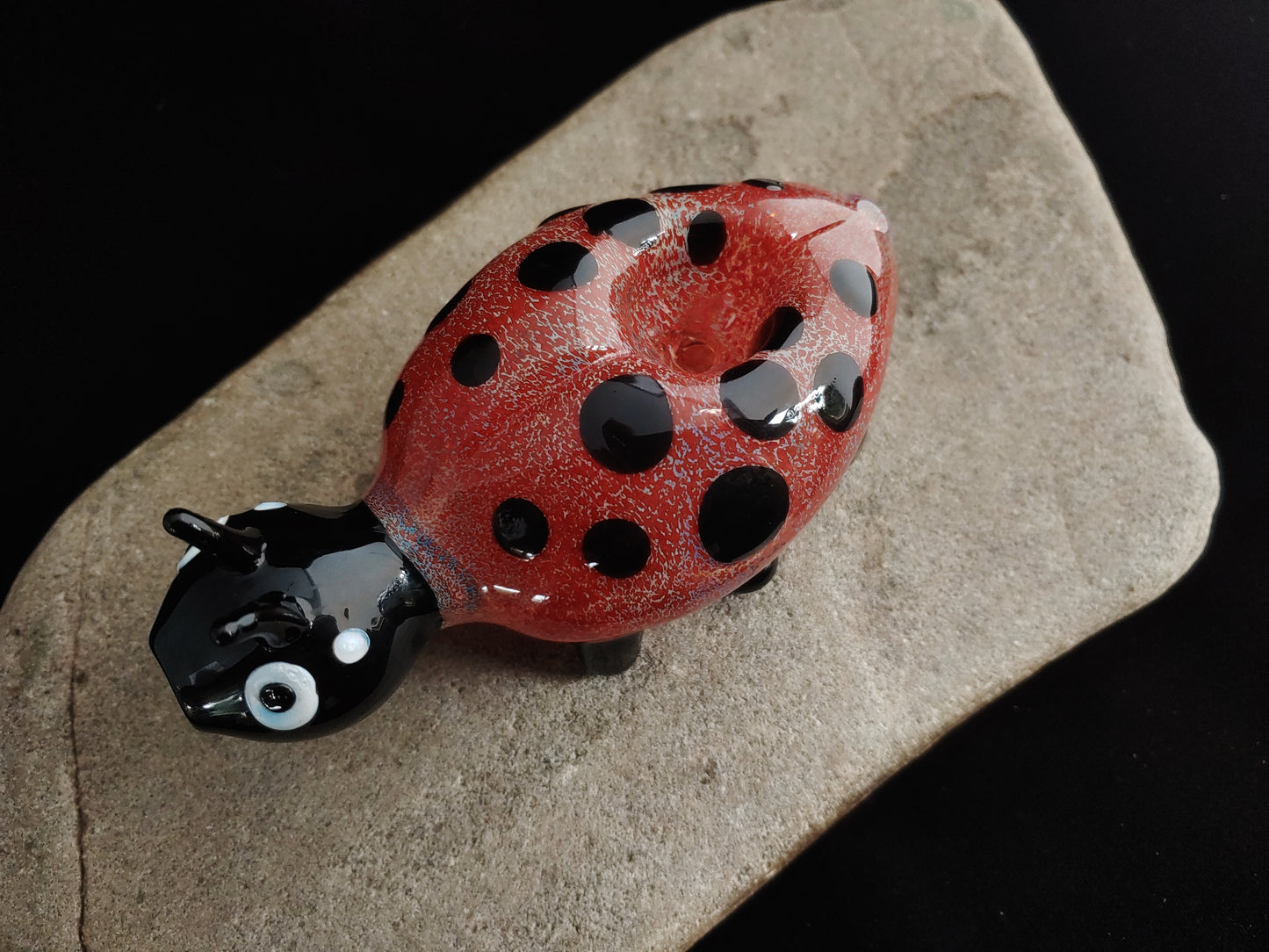 Glass Ladybug Pipe