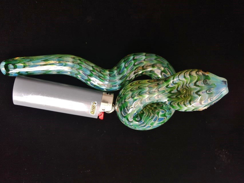 Color Changing Glass Snake Pipe (Green/Gold)