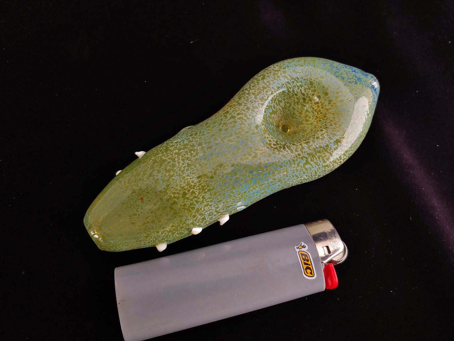 Color Changing Glass Gator Pipe