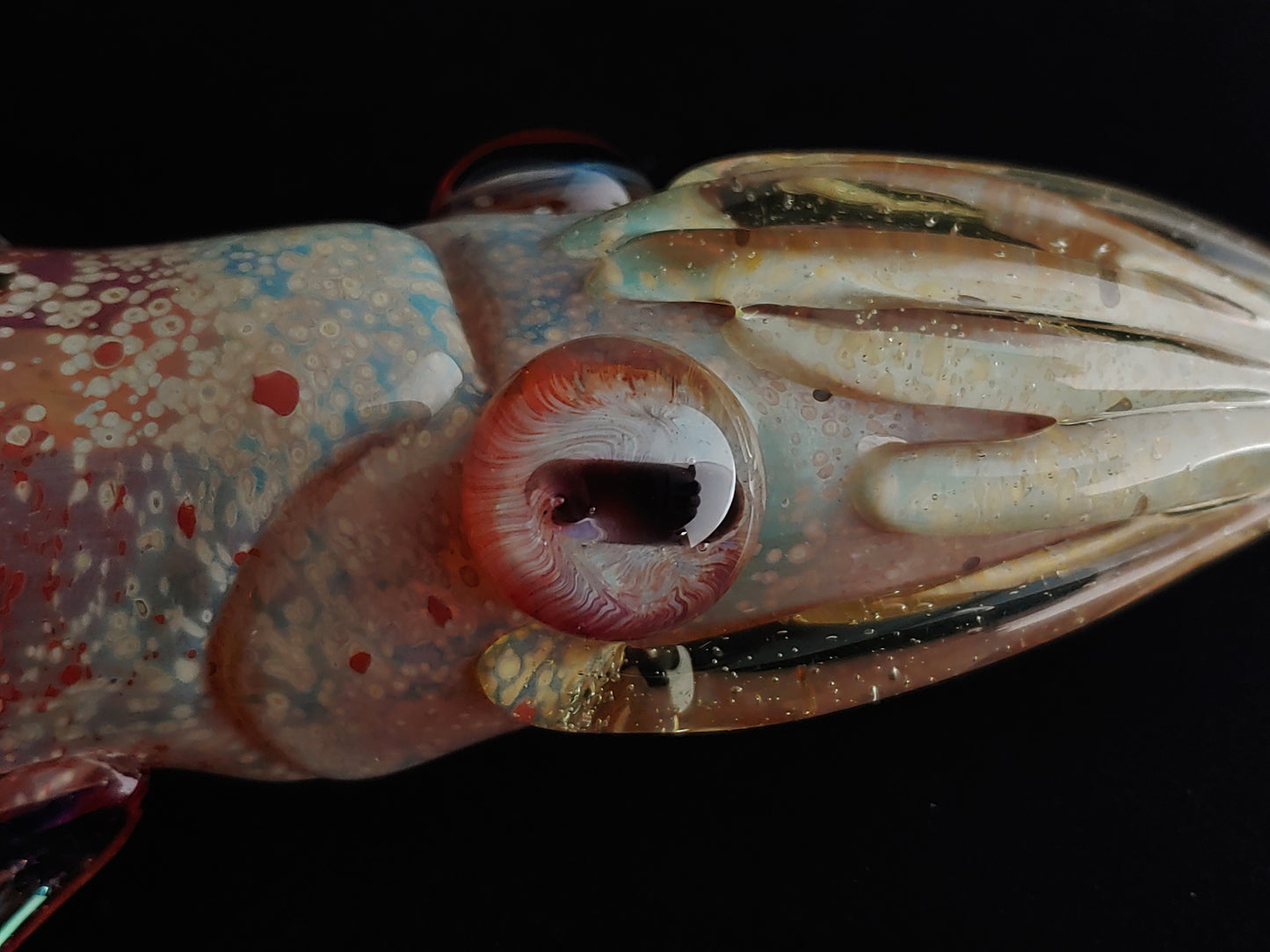 Glass Cuttlefish Pipe (UV Glow)