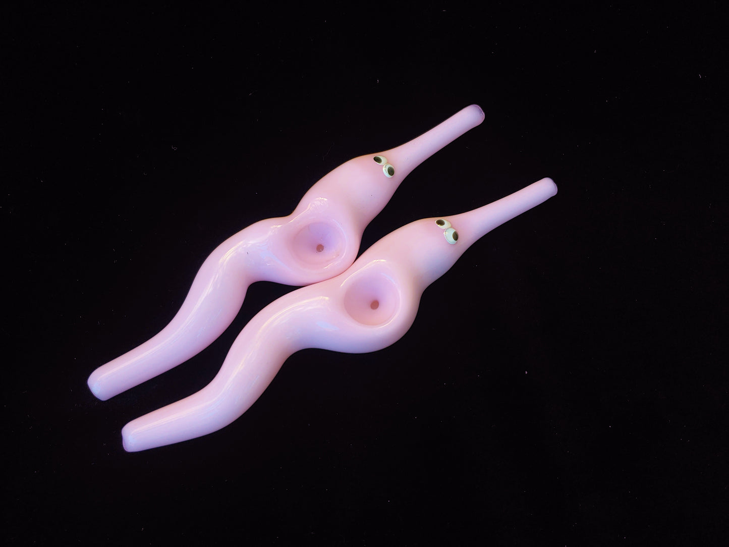 Glass Magic Worm Pipe (Solid Pink Version)
