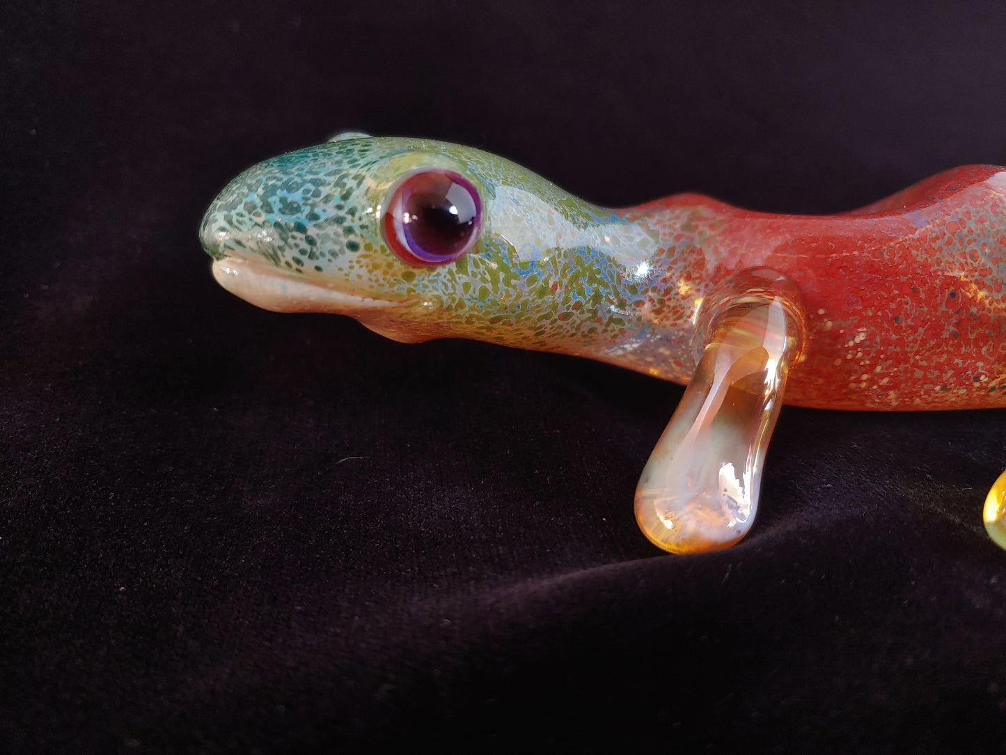 Color Changing Glass Lizard Pipe