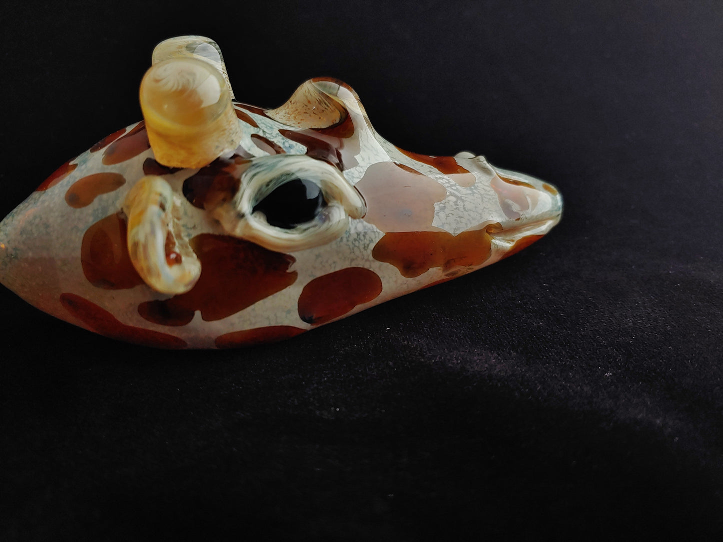 Color Changing Glass Giraffe Pipe