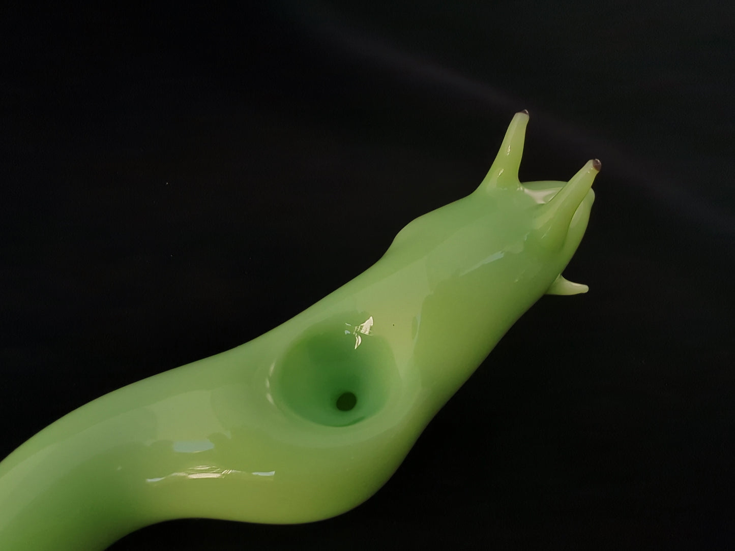 Glass Slug Pipe (Solid Green)