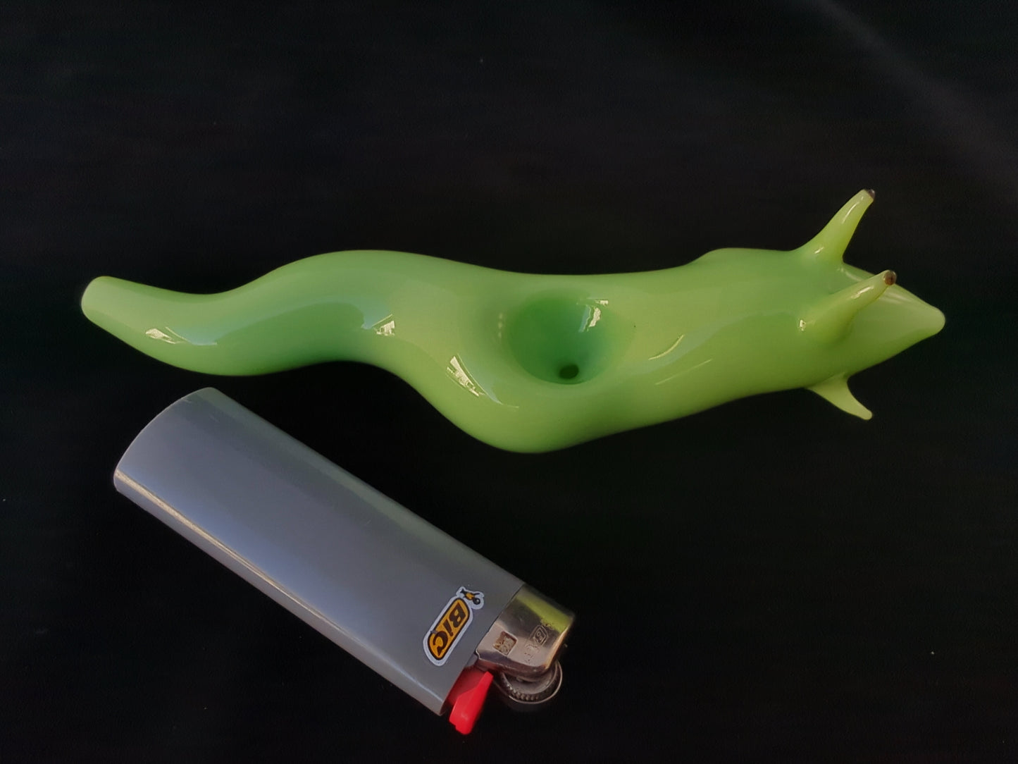 Glass Slug Pipe (Solid Green)