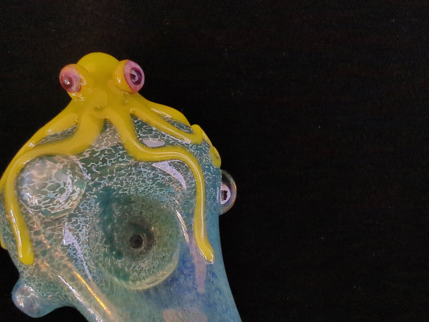 Glass Octopus Pipe | UV Glow