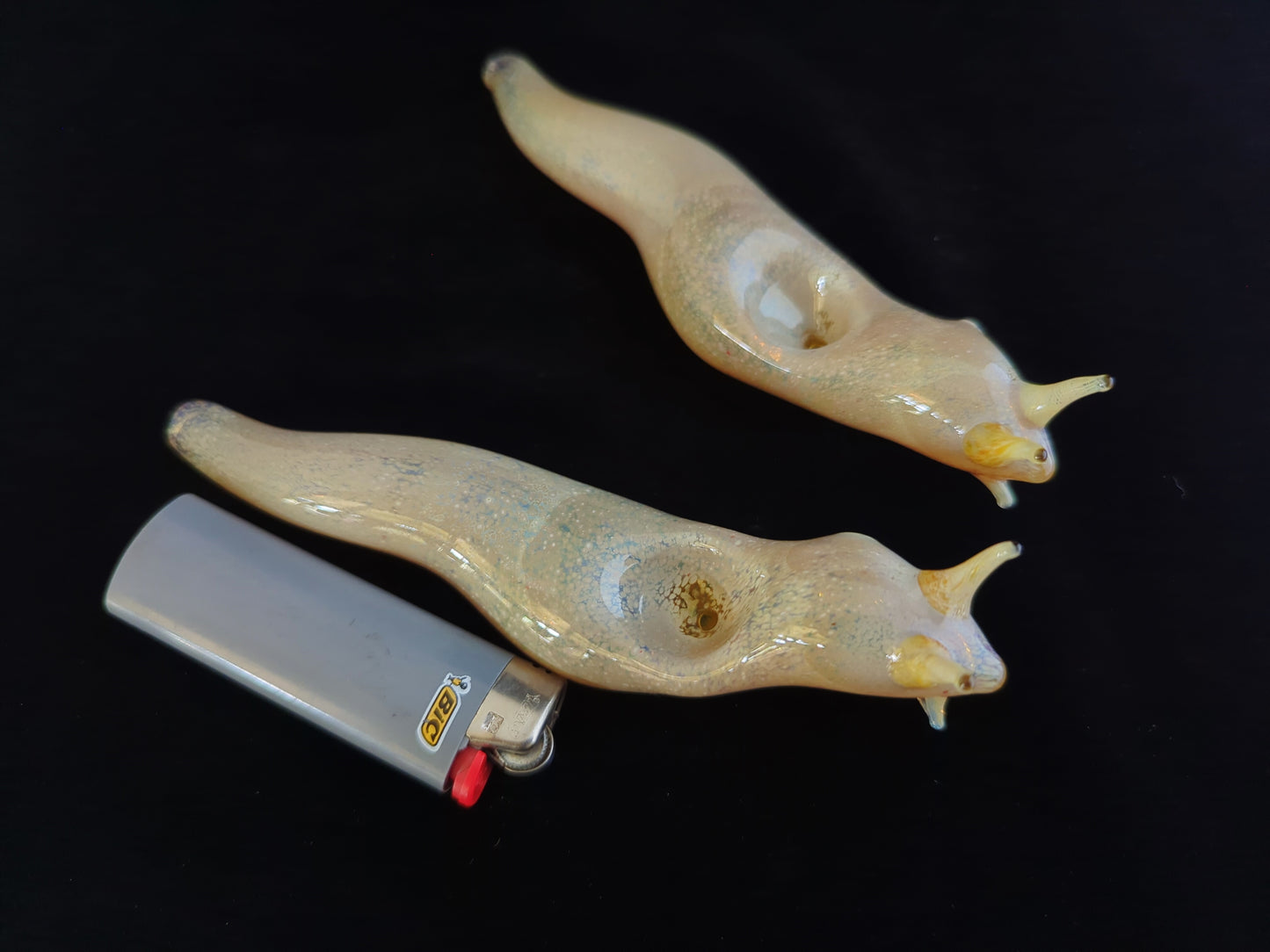 Glass Banana Slug Pipe | Golden Tan Colored | Color Changing