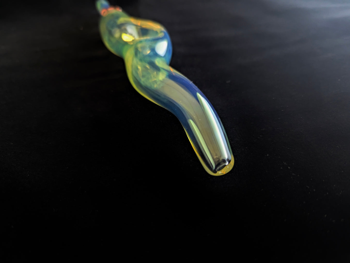 Glass Magic Worm (Three-eyed, red-eyed fumed Version)